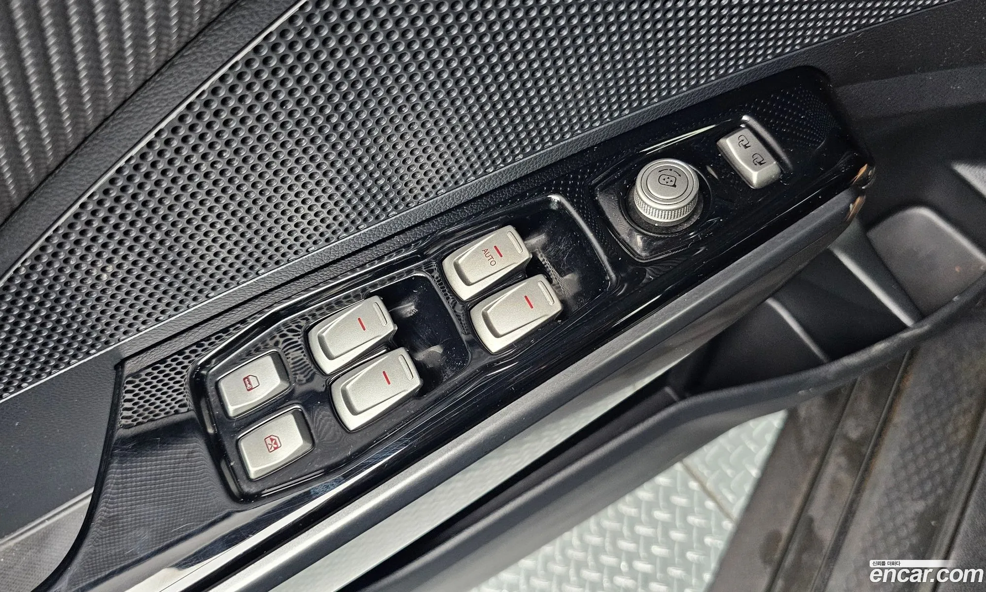 KG Mobility (SsangYong) Tivoli Armour 2019 — 5