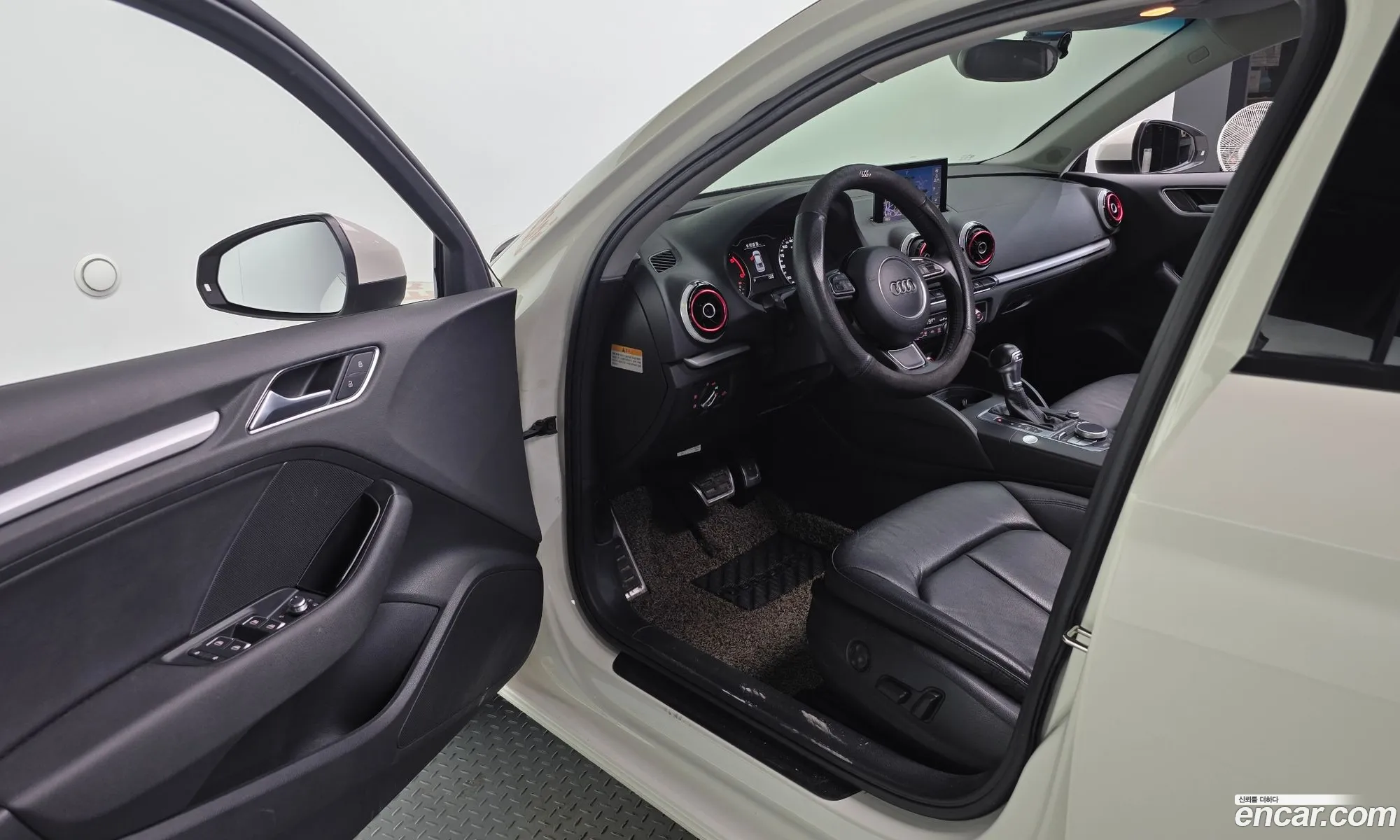 Audi A3 2015 WAUZZZ8V6F1043551 — 8