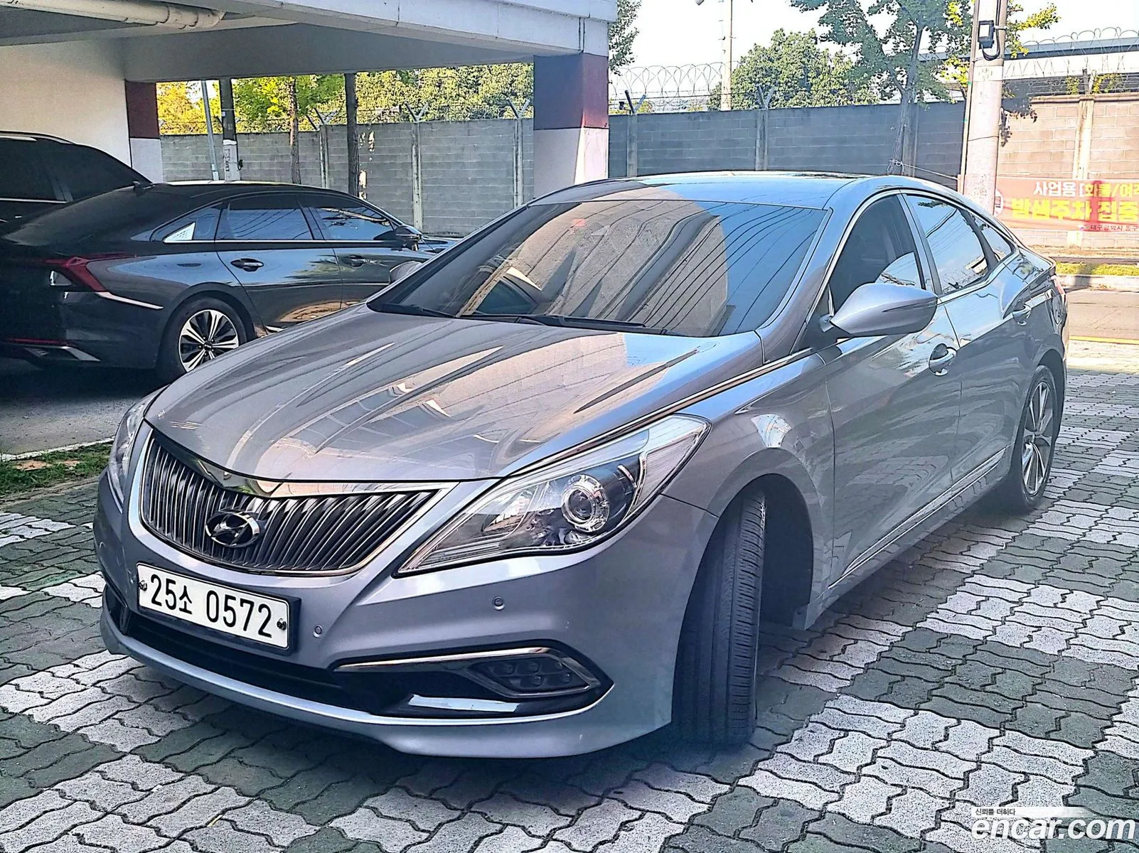 Hyundai Grandeur HG 2016 — 20