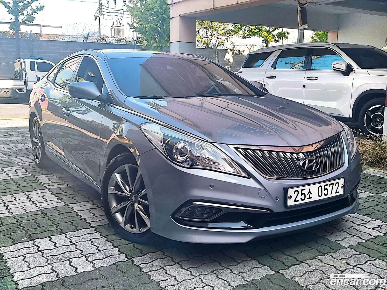 Hyundai Grandeur HG 2016 — 10