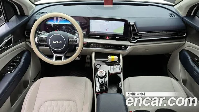 Kia Sportage Hybrid 2023 — 4