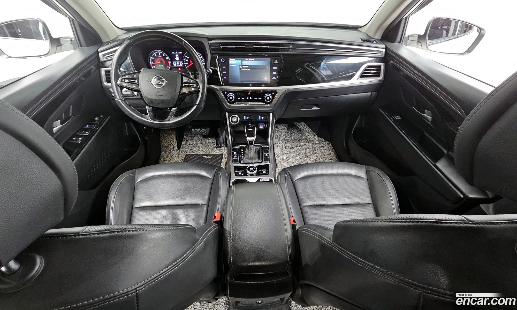KG Mobility (SsangYong) Beautiful Korando 2020 — 15