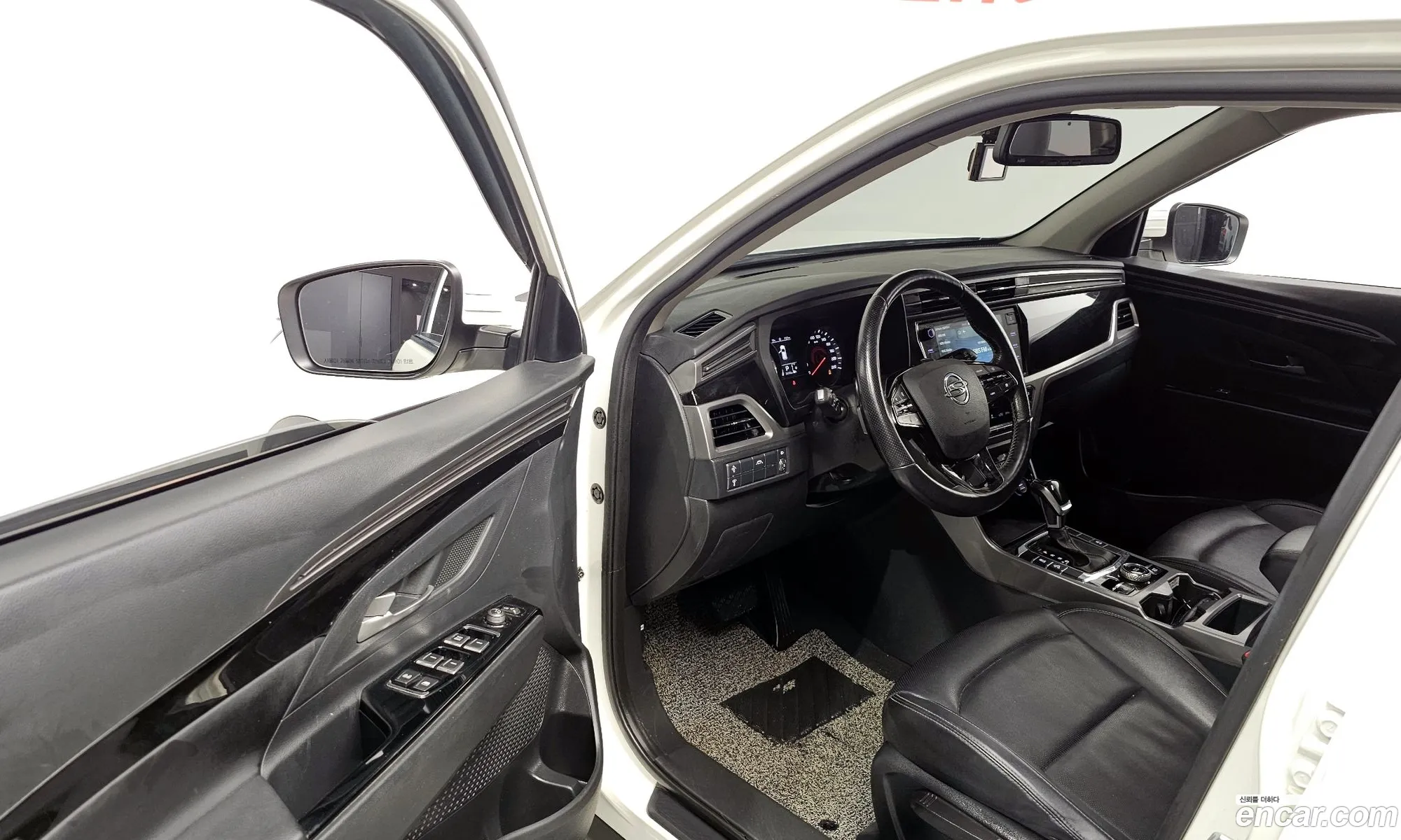 KG Mobility (SsangYong) Beautiful Korando 2020 — 16