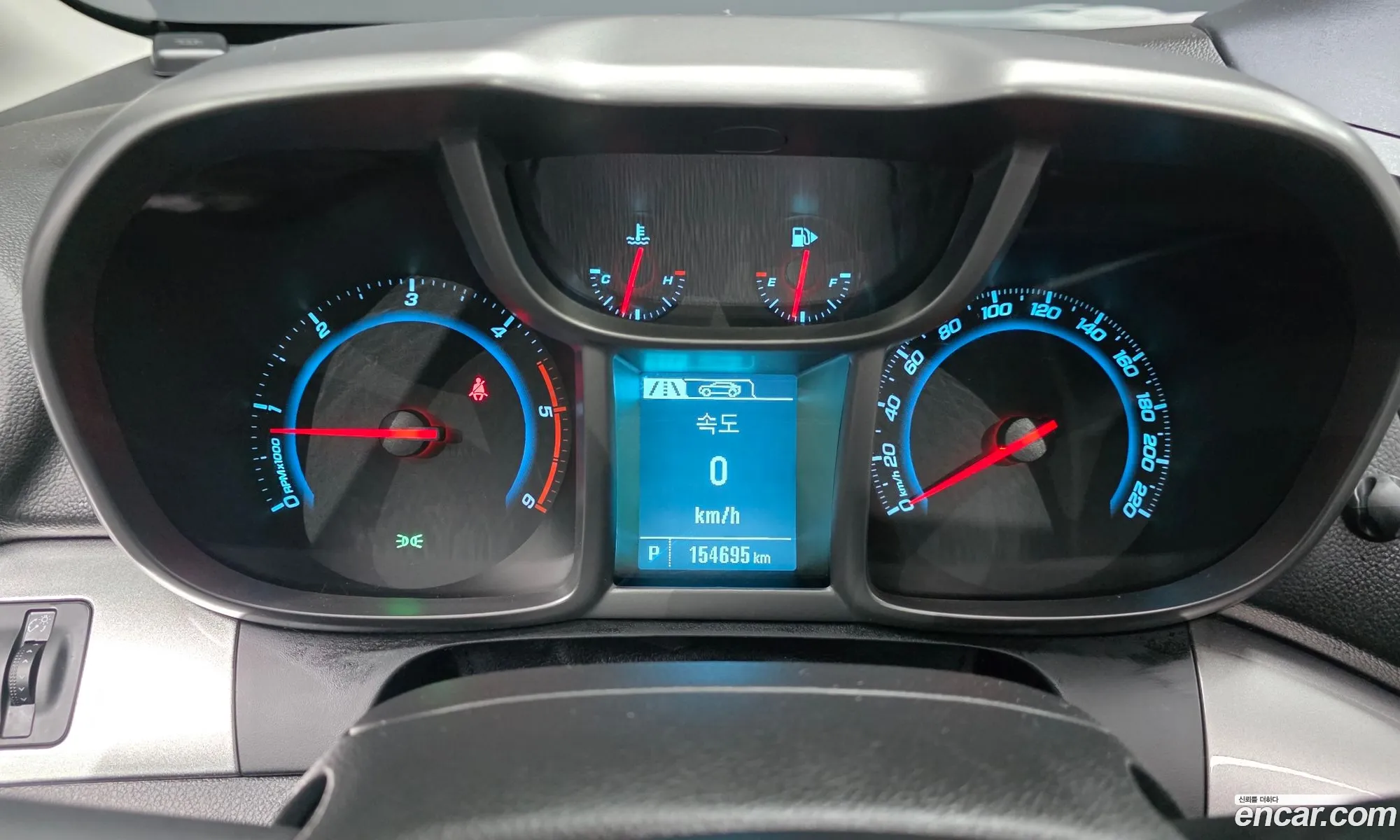 Chevrolet (GM Daewoo) Orlando 2015 — 17