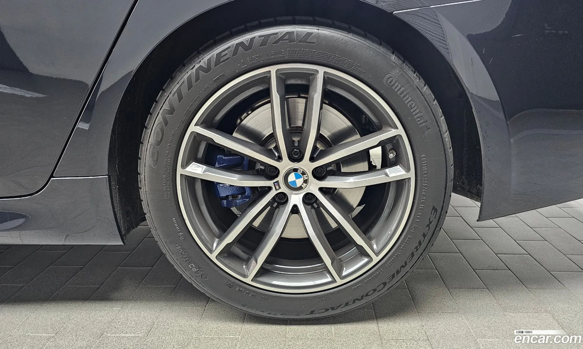 BMW 5 Series 2022 — 18