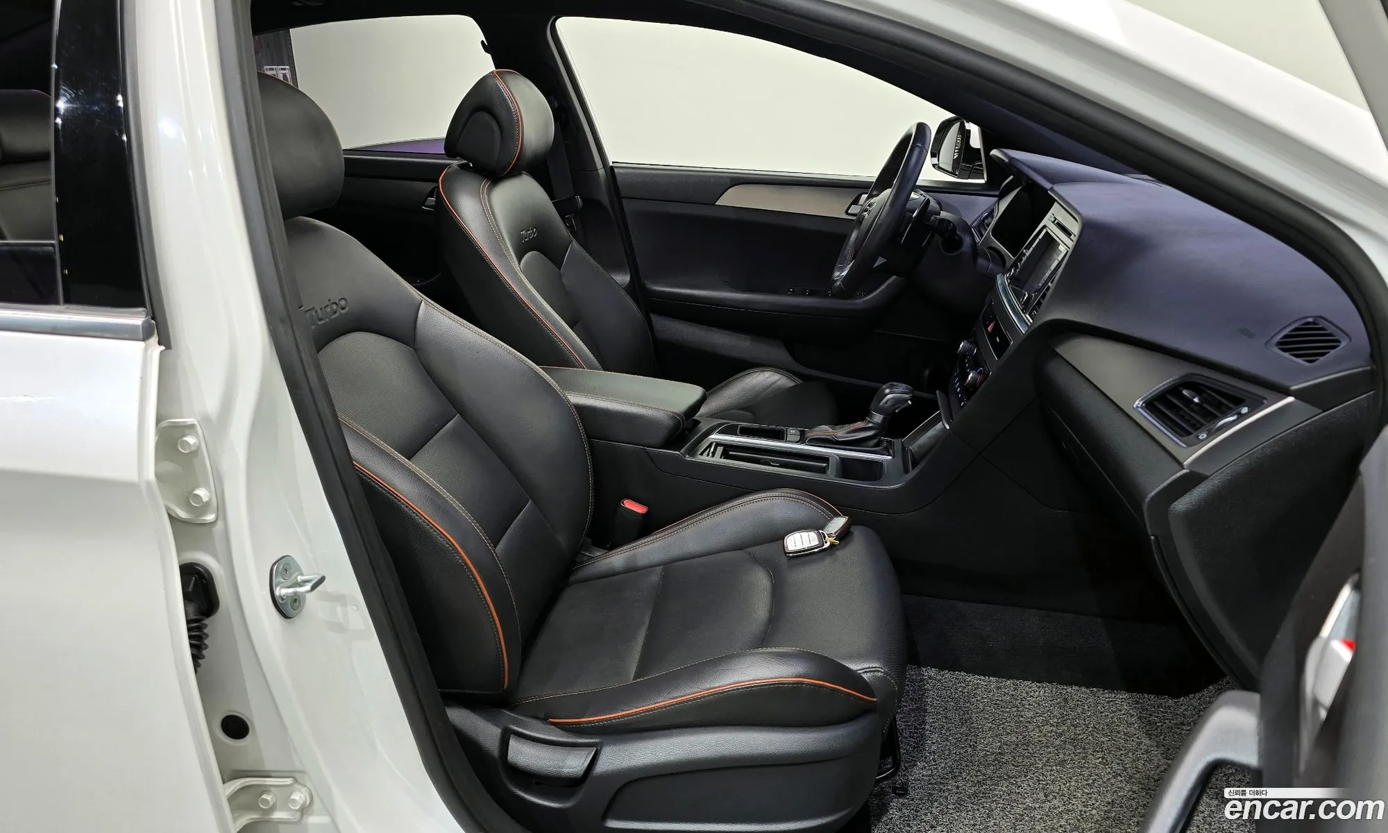 Hyundai LF Sonata