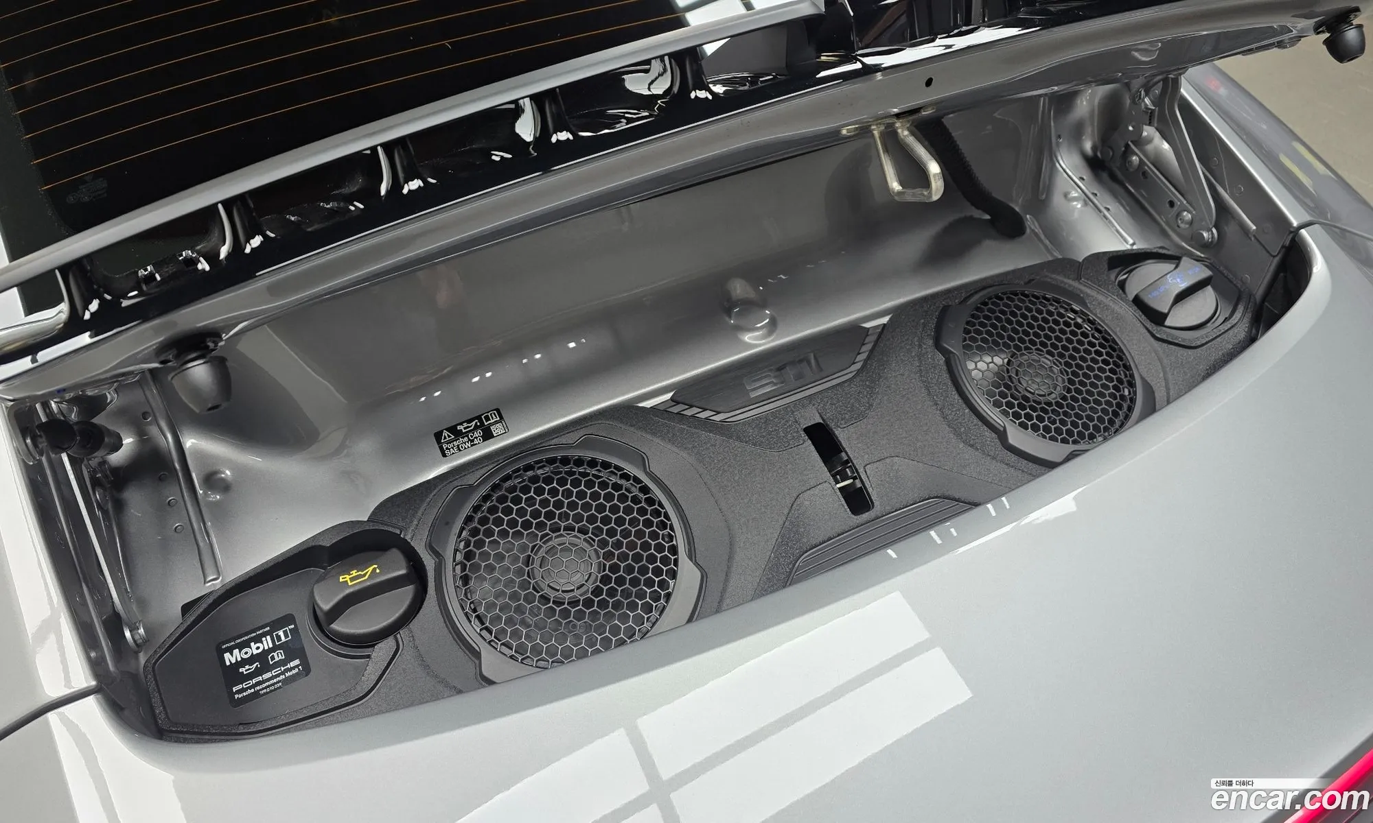 Porsche 911 2025 WP0AB2998SS225222 — 16