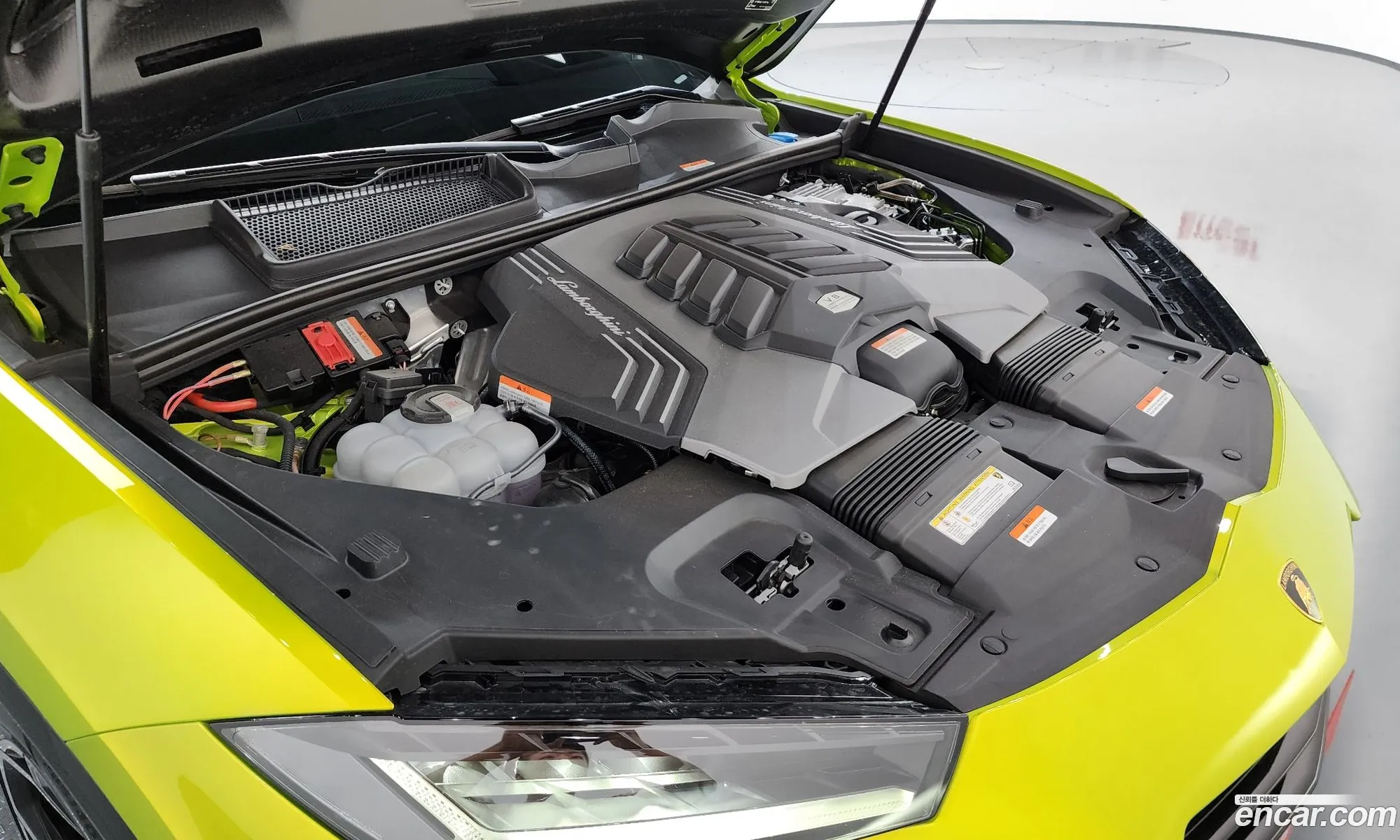 Lamborghini Urus 2024 ZPBEB3ZL0RLA34099 — 14