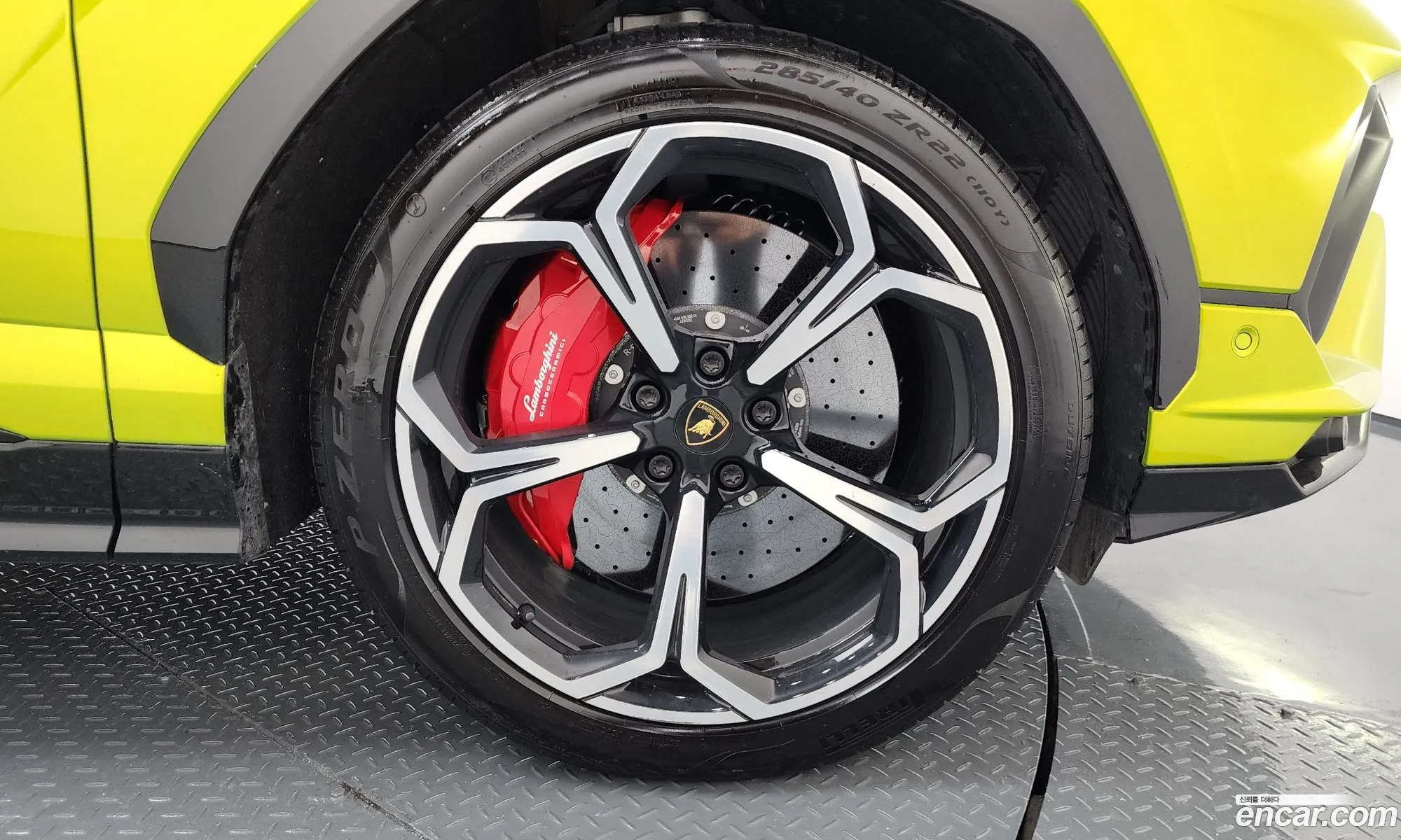 Lamborghini Urus 2024 ZPBEB3ZL0RLA34099 — 9
