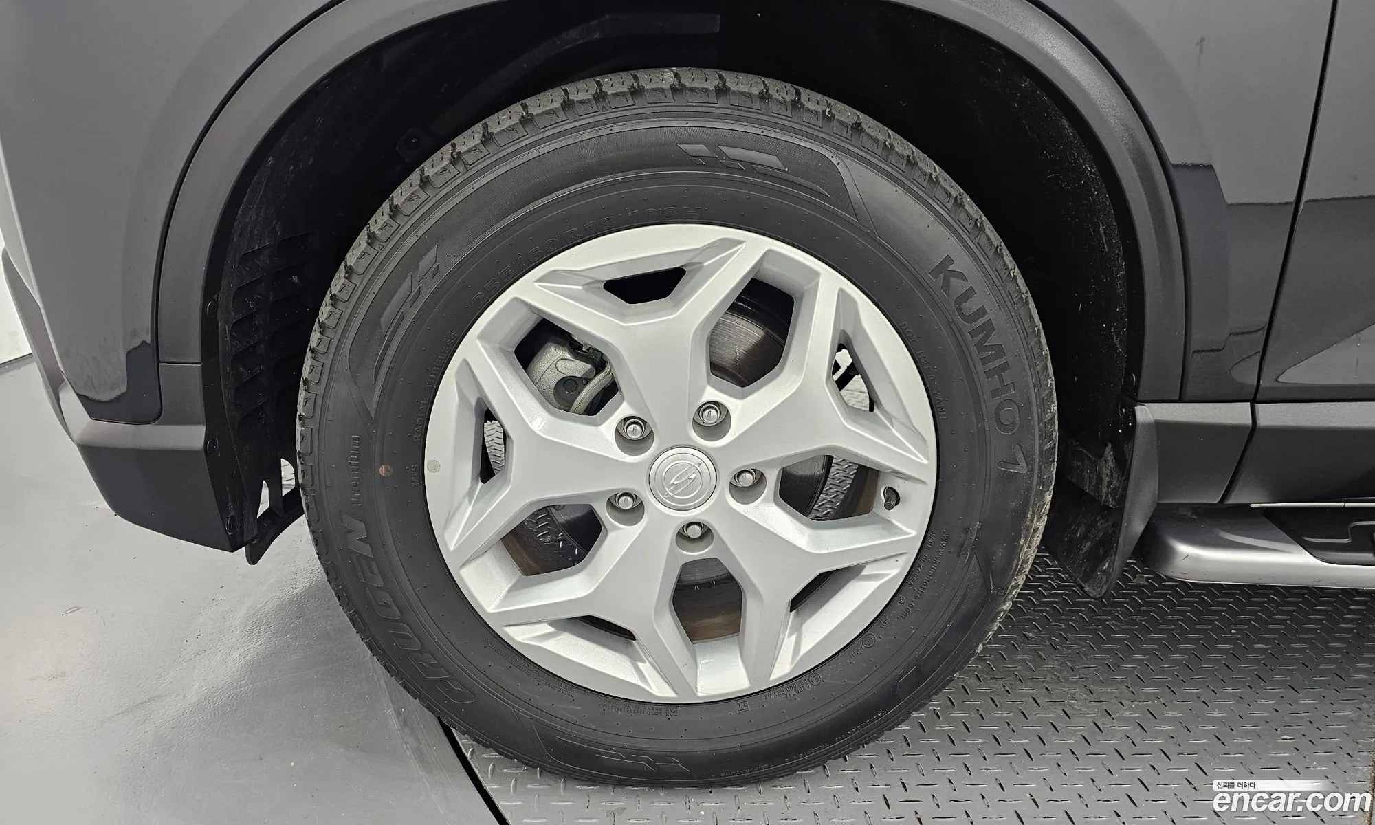 KG Mobility (SsangYong) Rexton Sports Khan