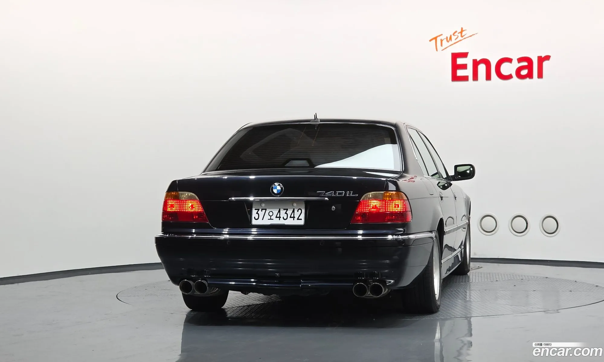 BMW 7 Series 2001 110111328205 — 5