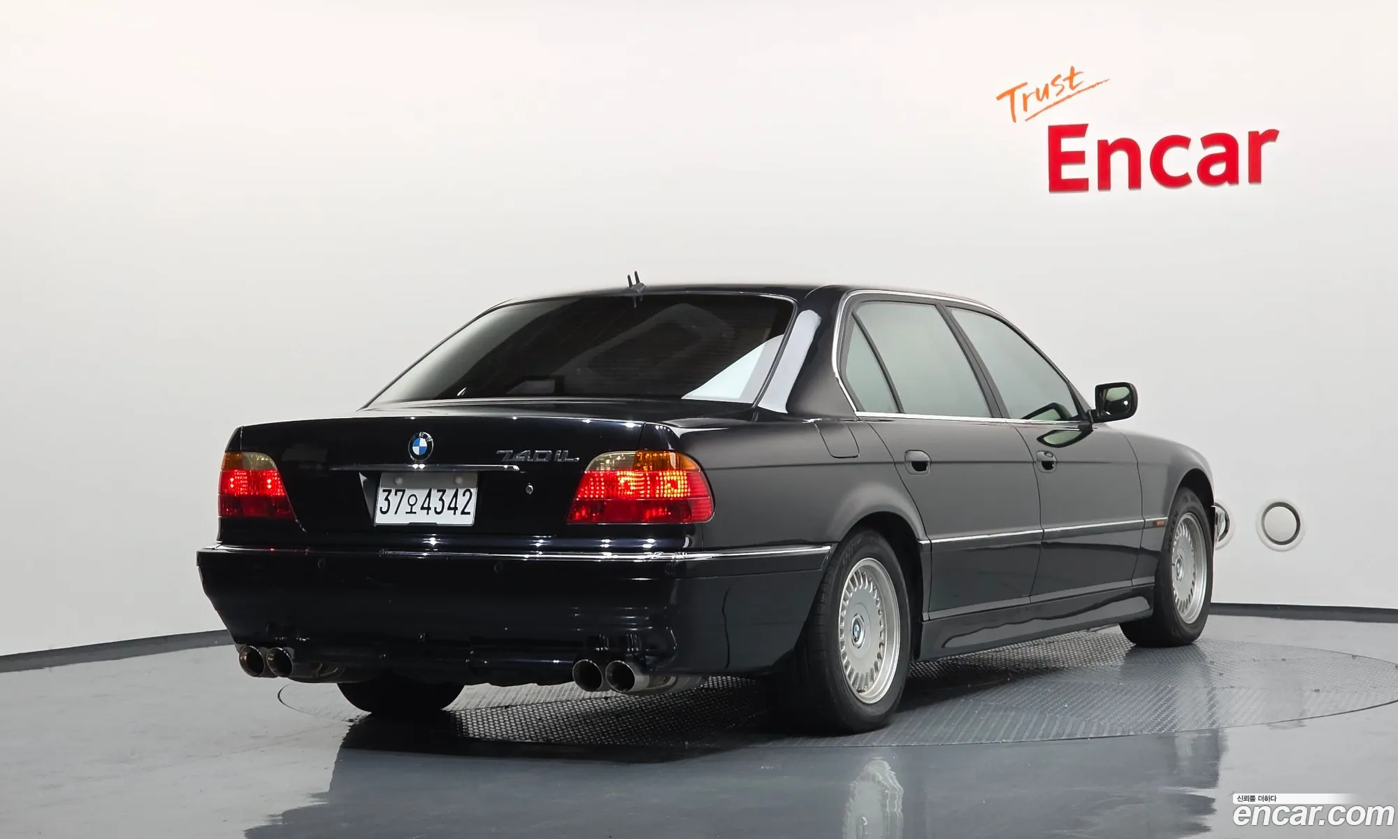 BMW 7 Series 2001 110111328205 — 17