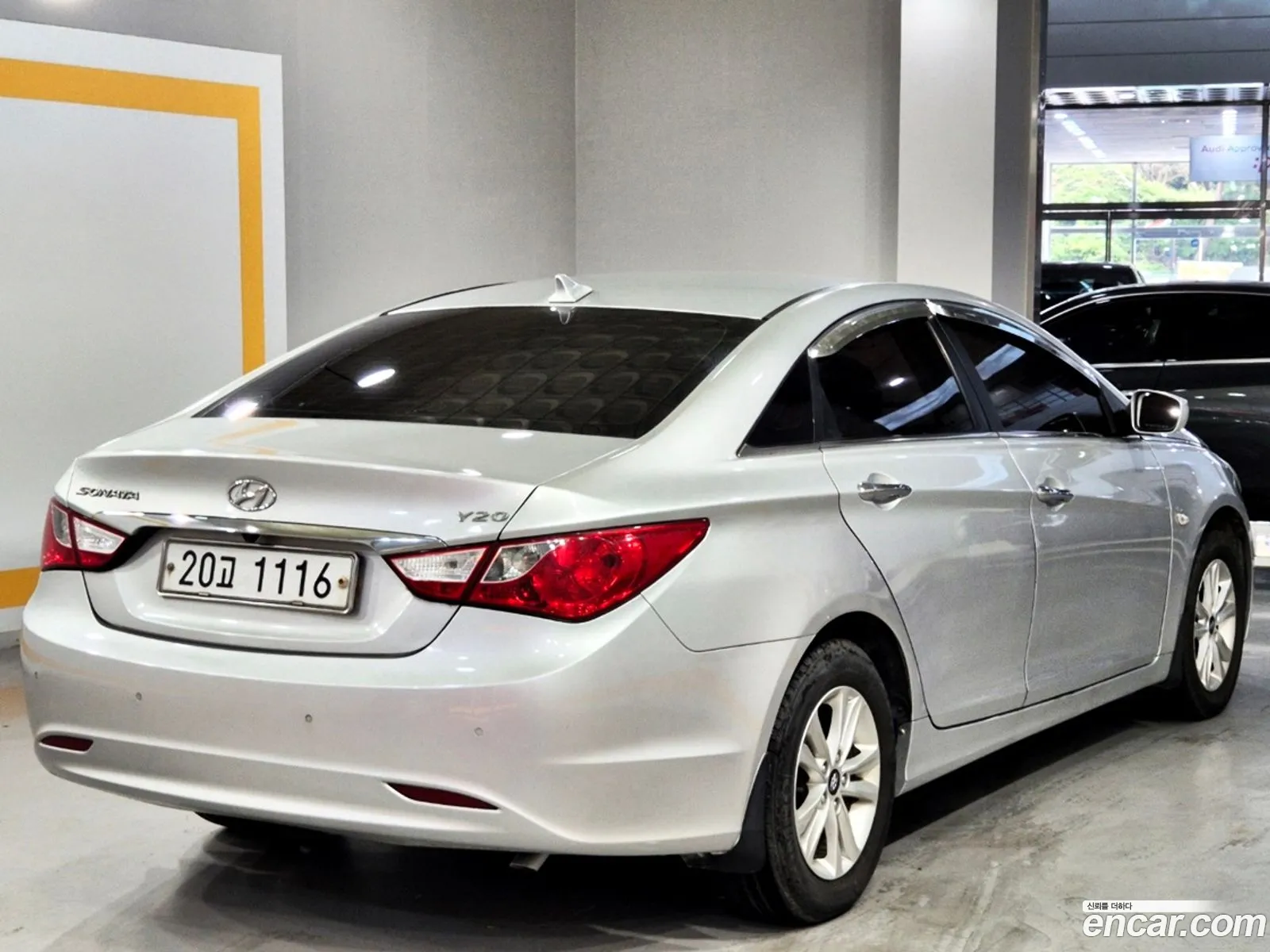 Hyundai YF Sonata 2009 — 5