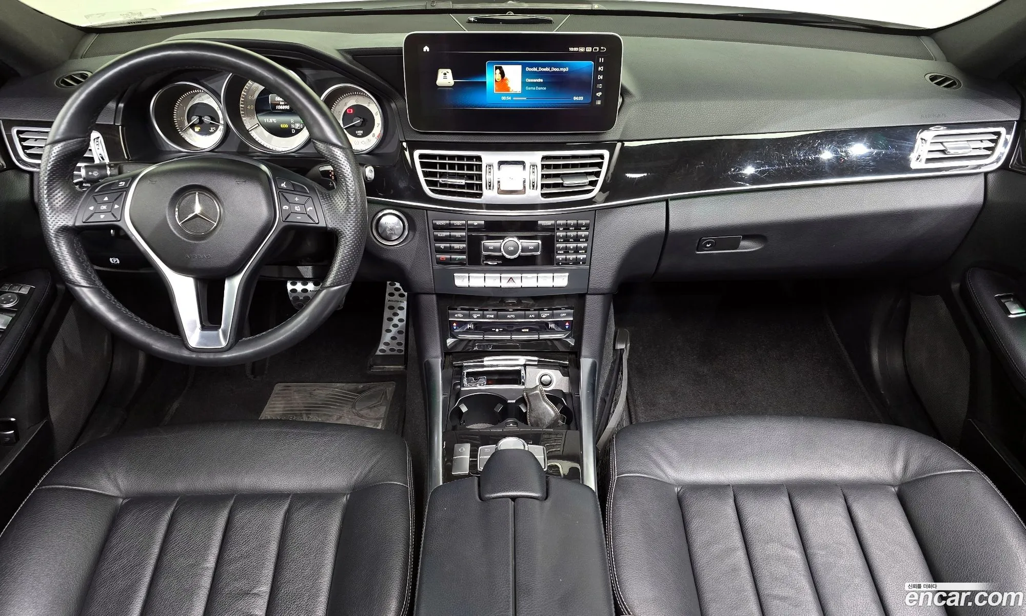 Mercedes-Benz E-Class W212 2014 WDDHF5FB6EA926465 — 12
