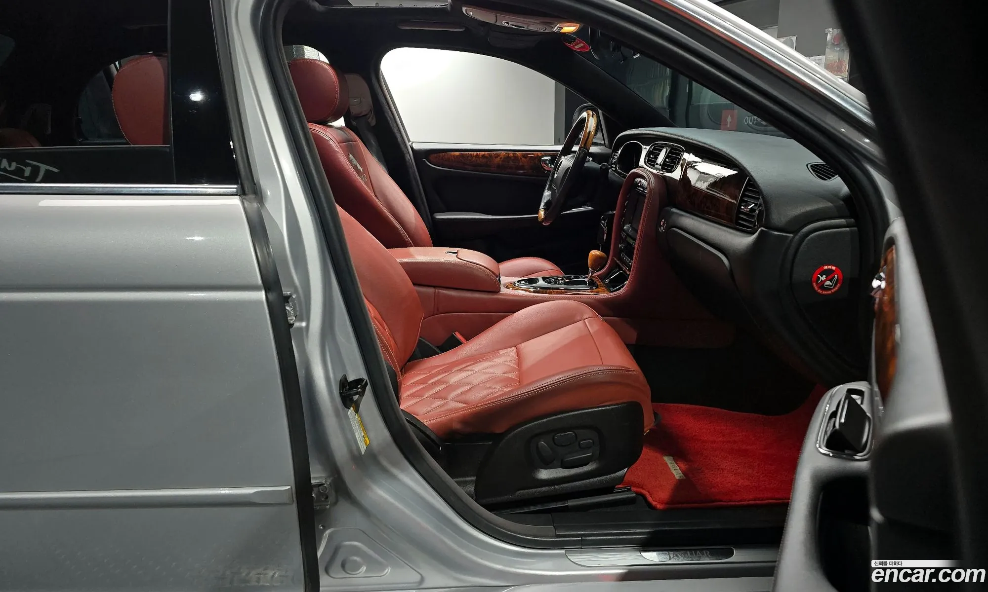 Jaguar XJ8