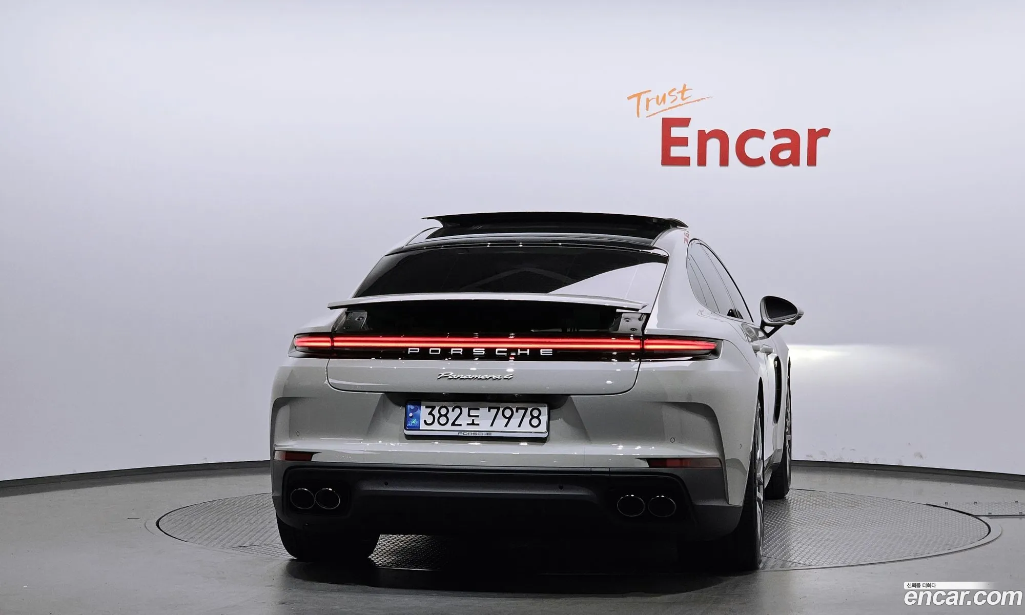 Porsche Panamera 2024 WP0AE2YA7SL045288 — 4