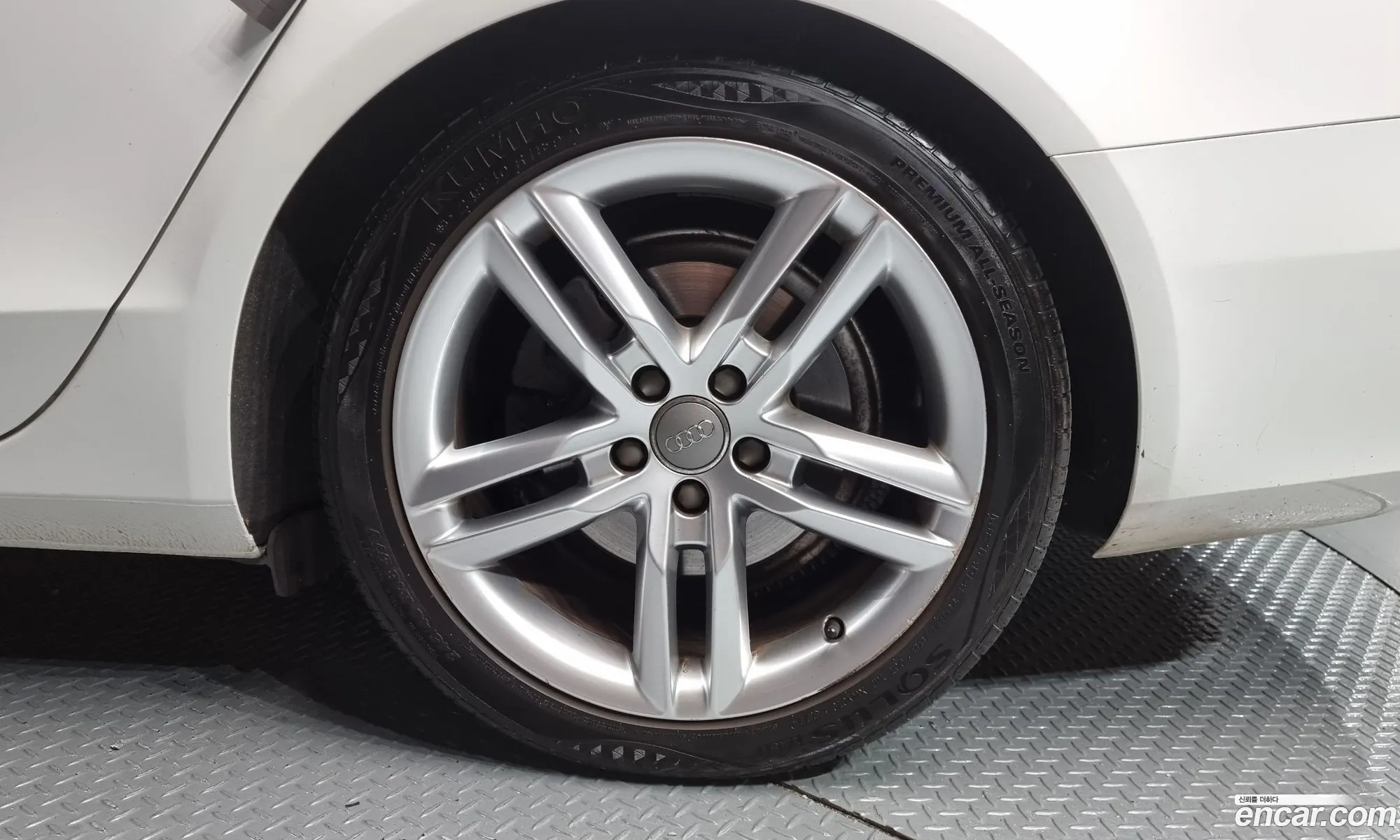 Audi A4 2012 WAUZZZ8K3DN024743 — 8