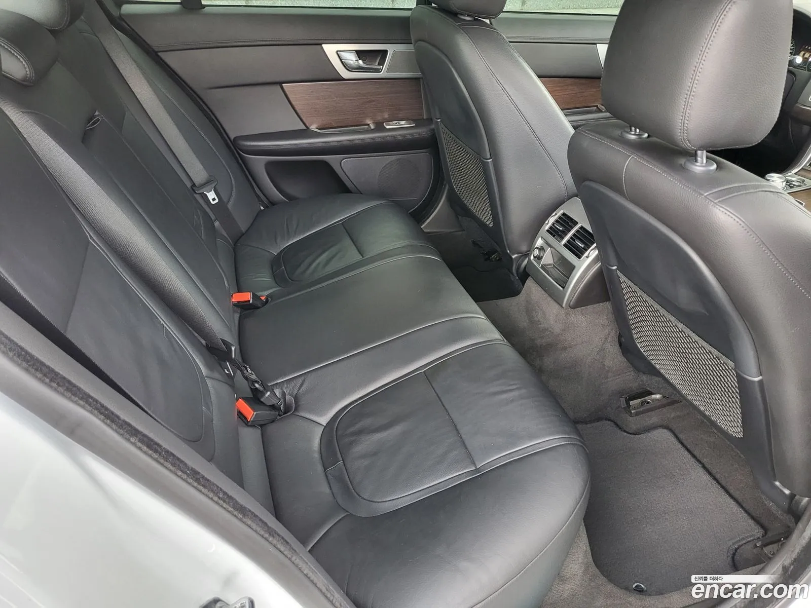 Jaguar XF 2013 — 7