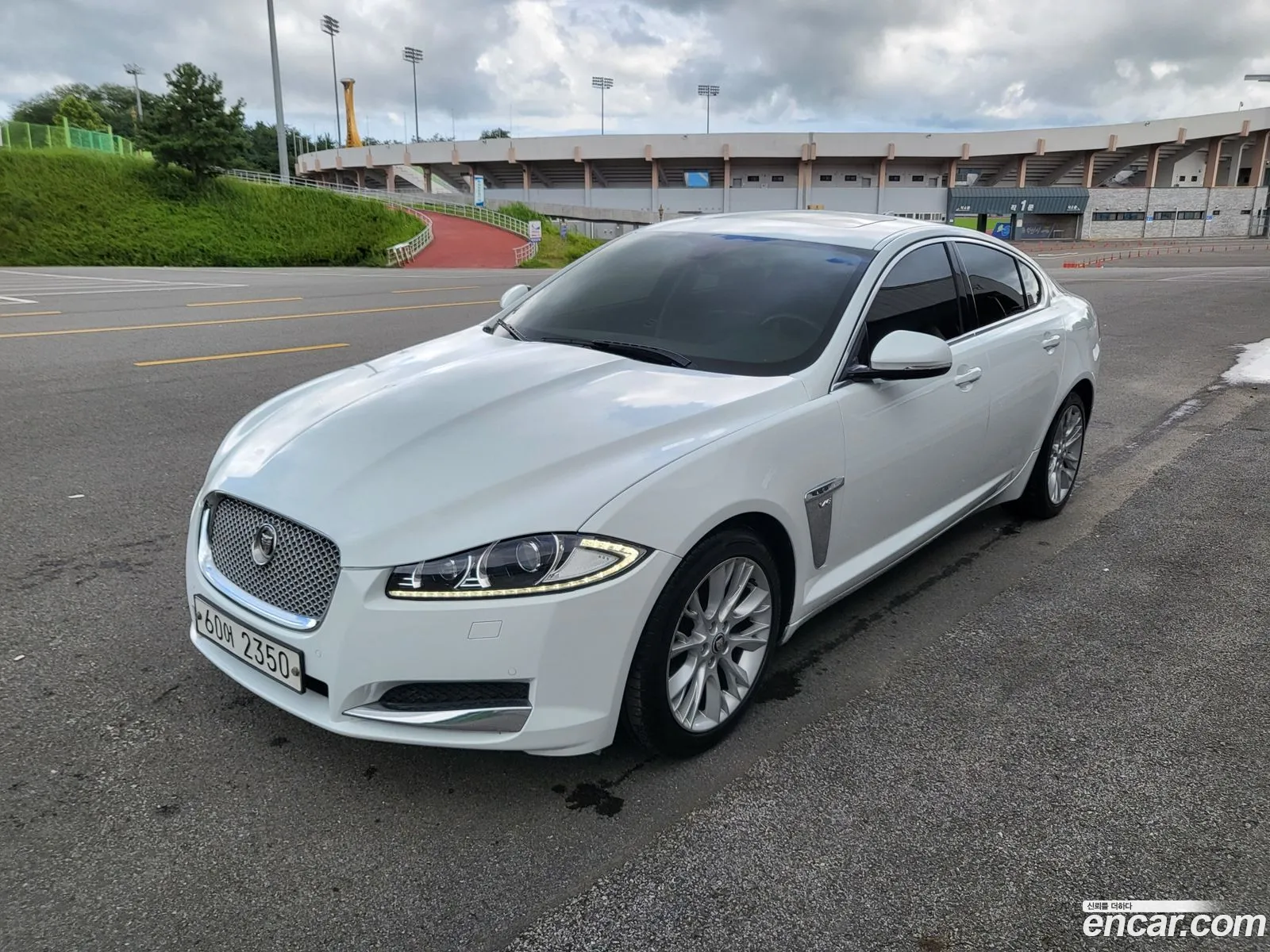 Jaguar XF 2013 — 5