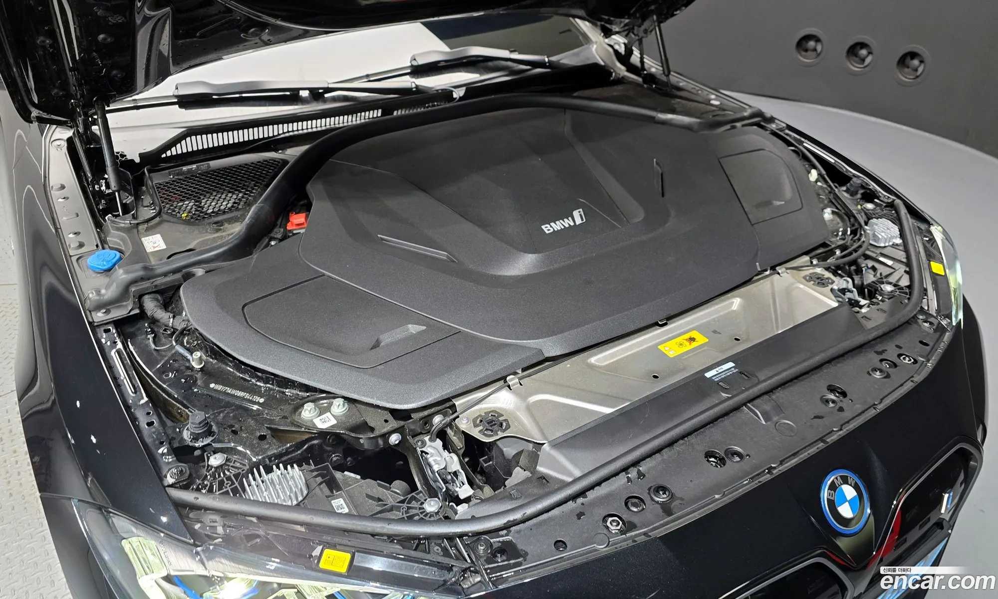 BMW i4 2024 — 12