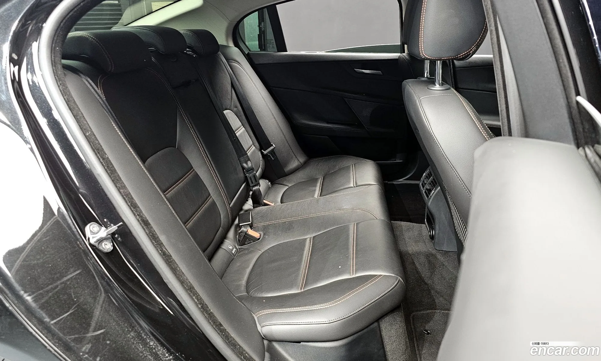 Jaguar XE 2018 SAJAB4BX3JCP21611 — 7