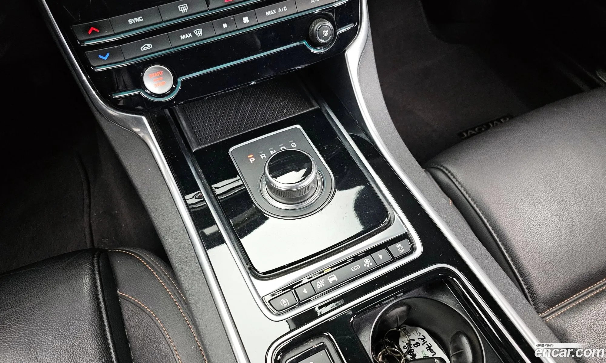 Jaguar XE 2018 SAJAB4BX3JCP21611 — 20