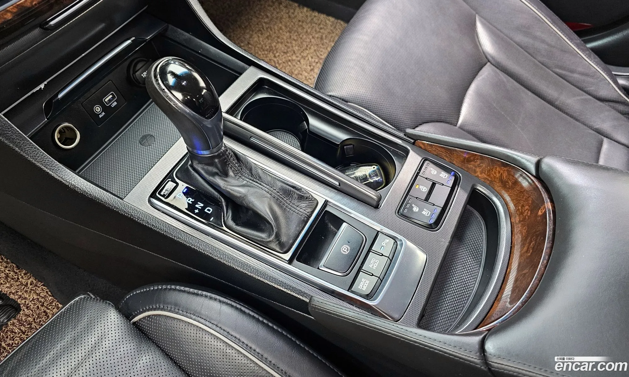 Hyundai Aslan 2015 — 19