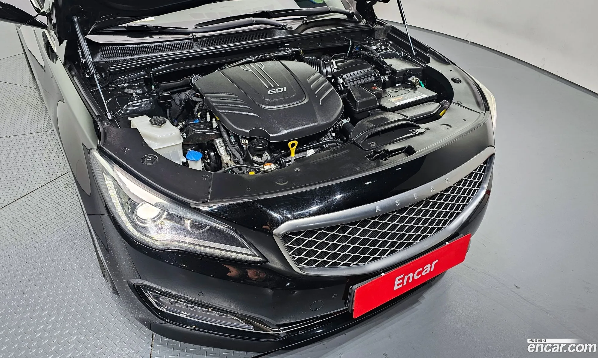 Hyundai Aslan 2015 — 17