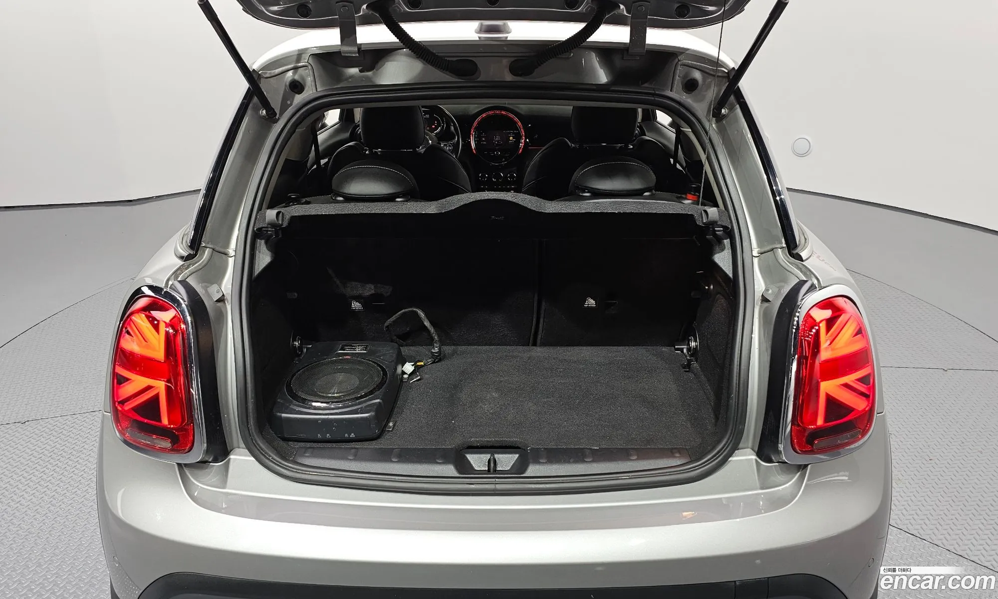 Mini Cooper 2023 — 8