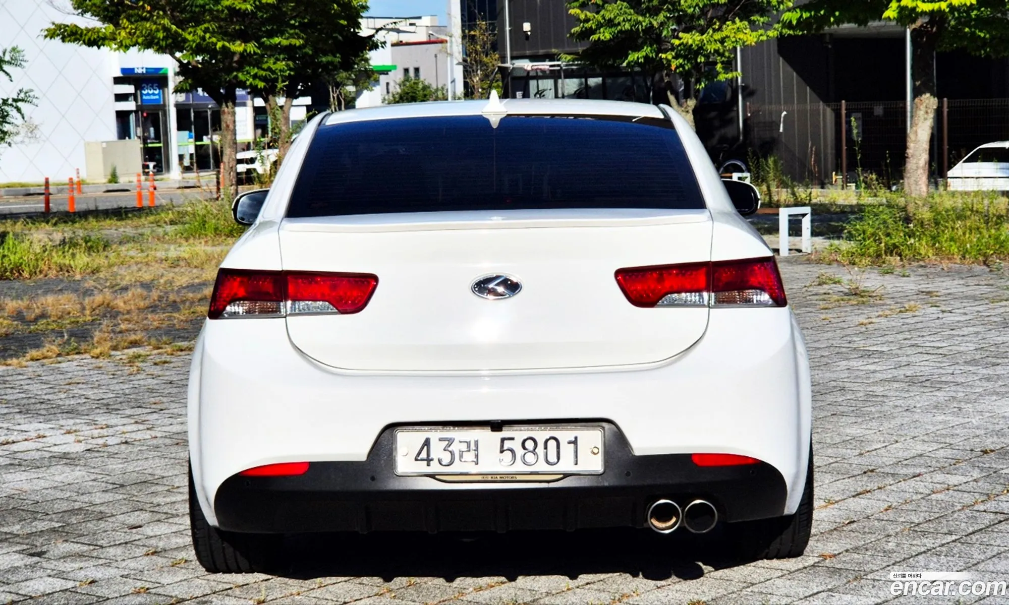 Kia Forte Koup 2010 — 9