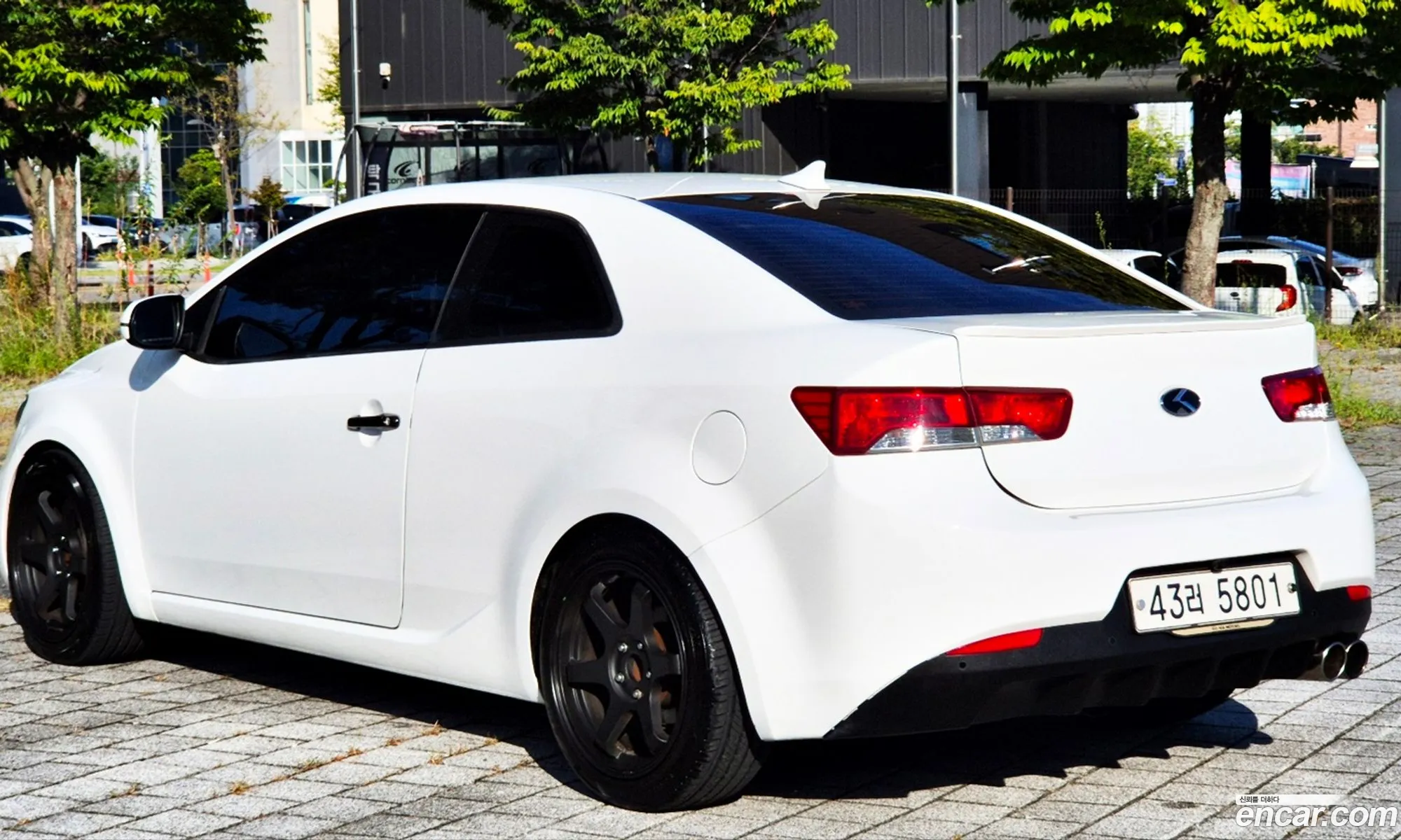 Kia Forte Koup 2010 — 13