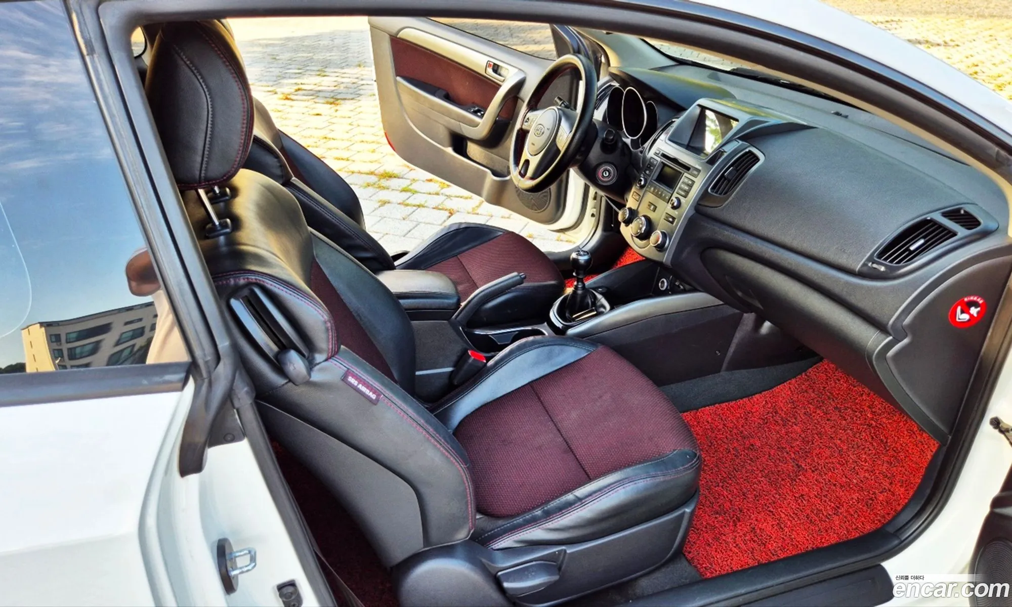 Kia Forte Koup 2010 — 20