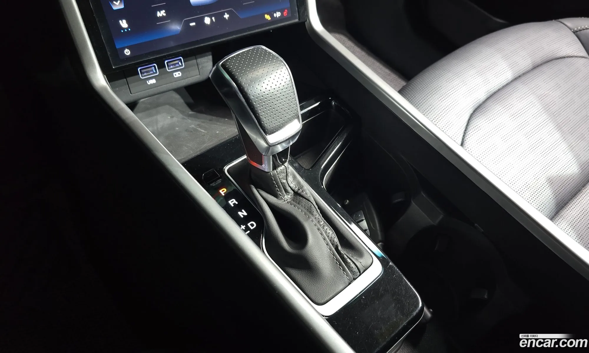 KG Mobility (SsangYong) Torres 2023 — 12