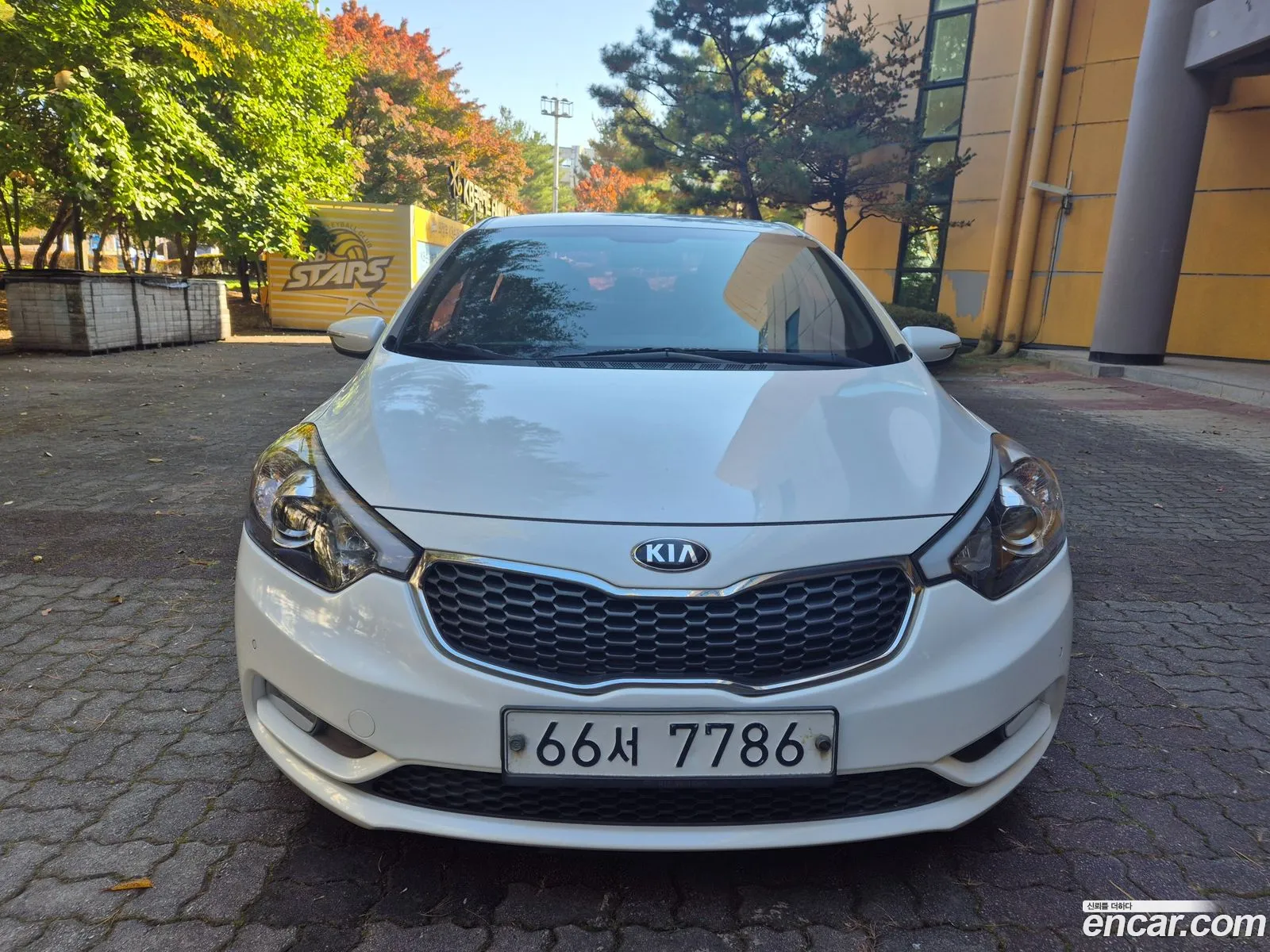 Kia K3 2014 — 19