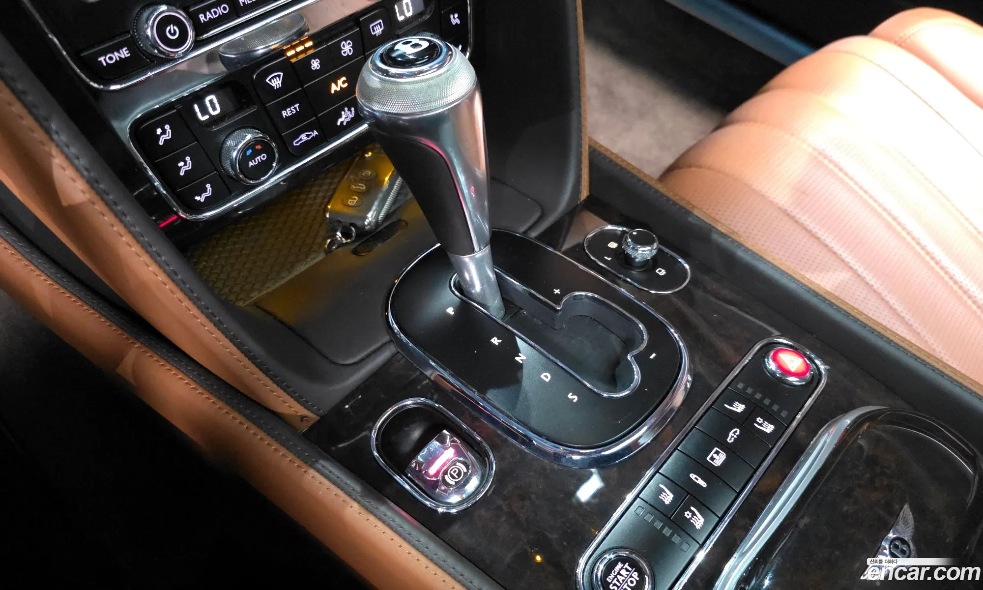 Bentley Flying Spur 2016 SCBET53WXGC057196 — 16