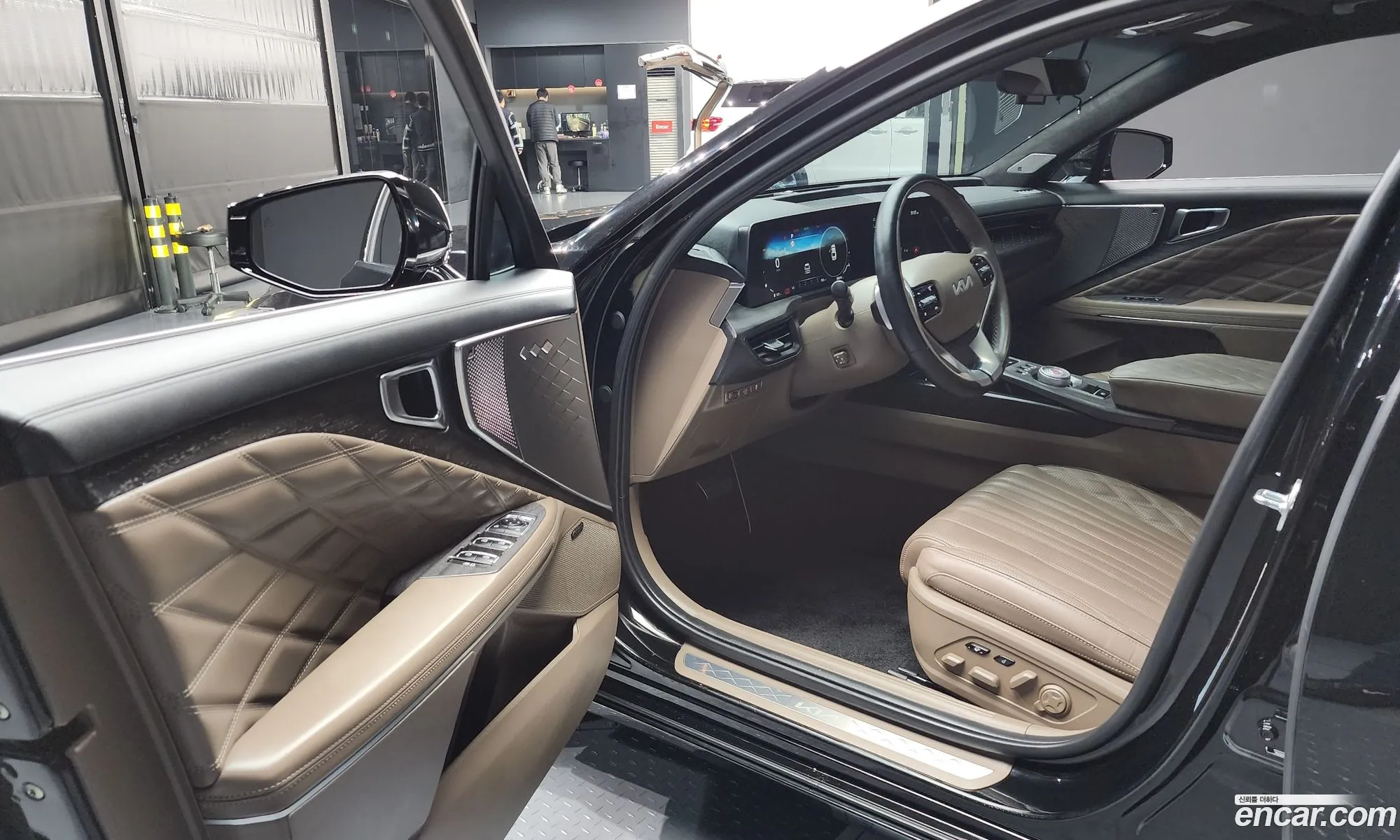 Kia K8 2023 — 13