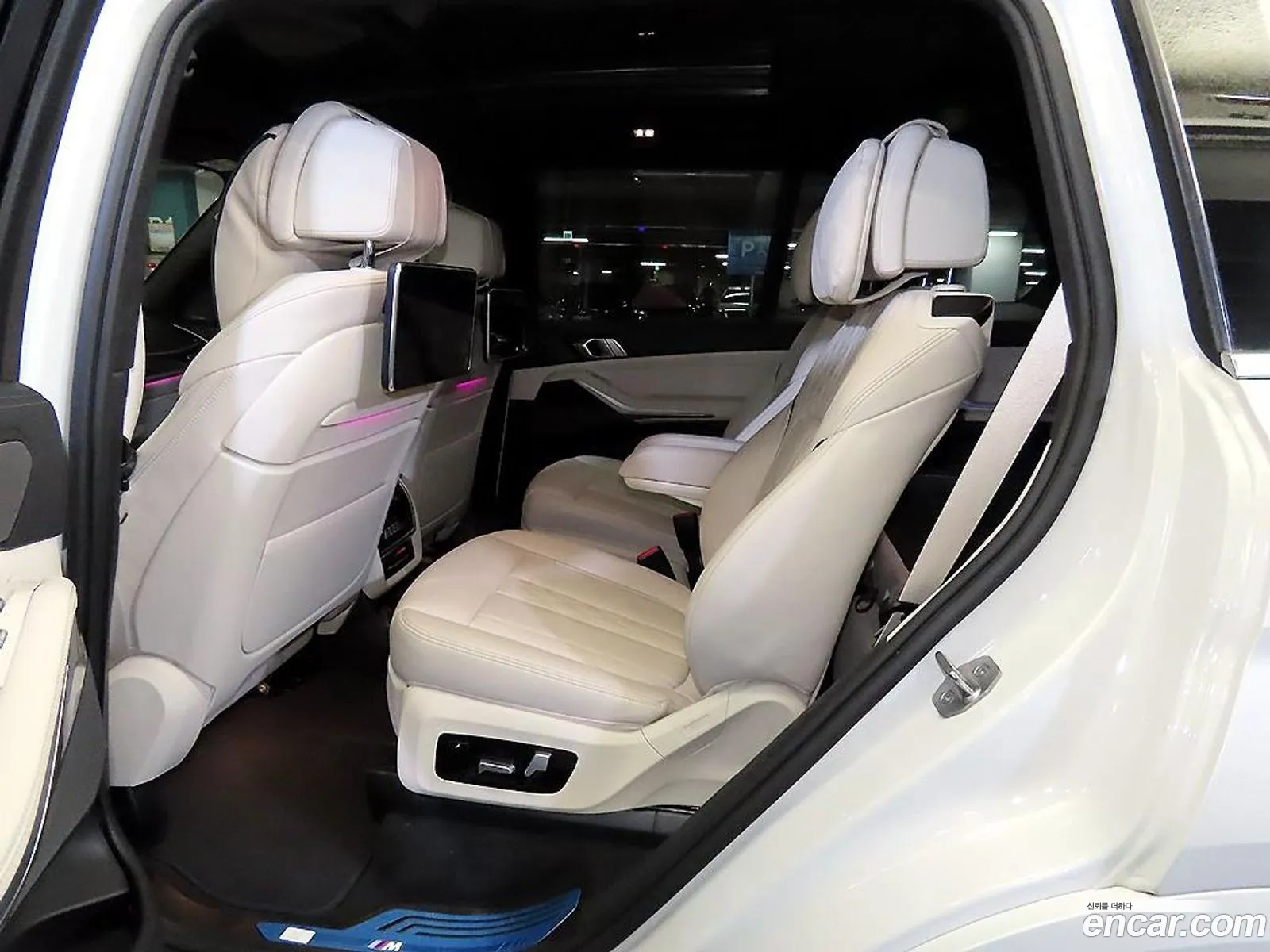 BMW X7 2022 — 8
