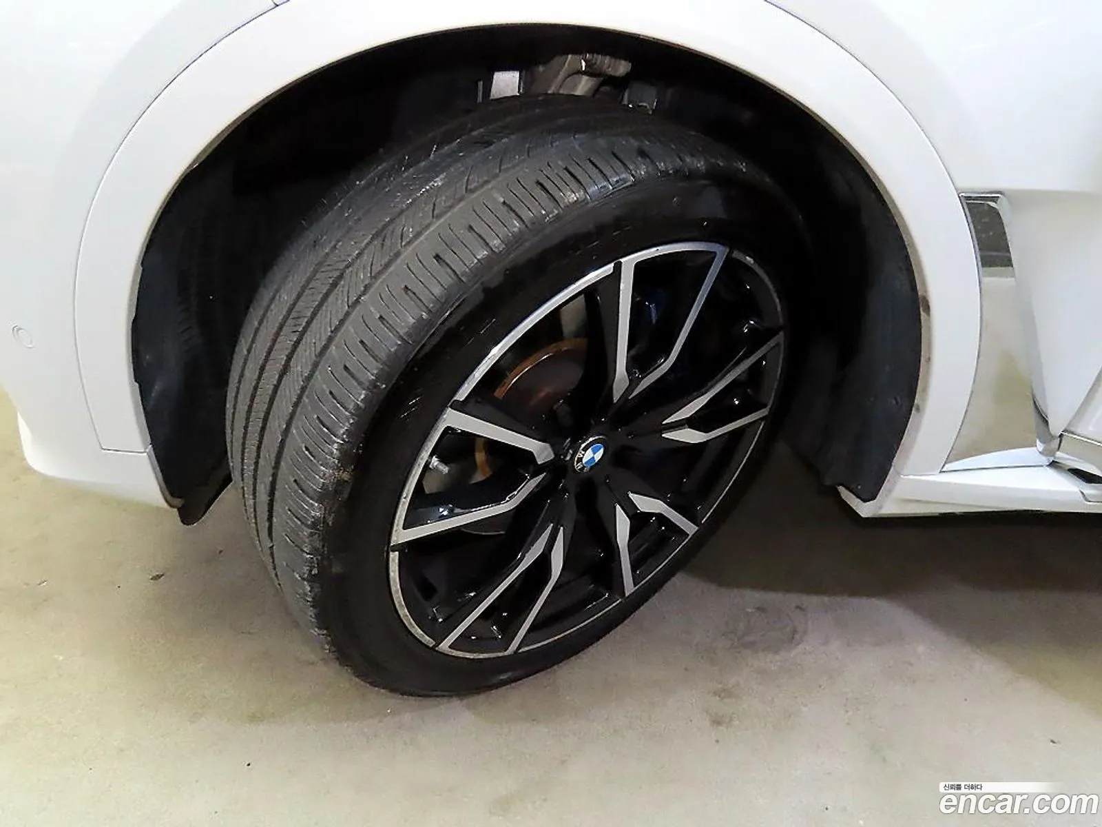 BMW X7 2022 — 9