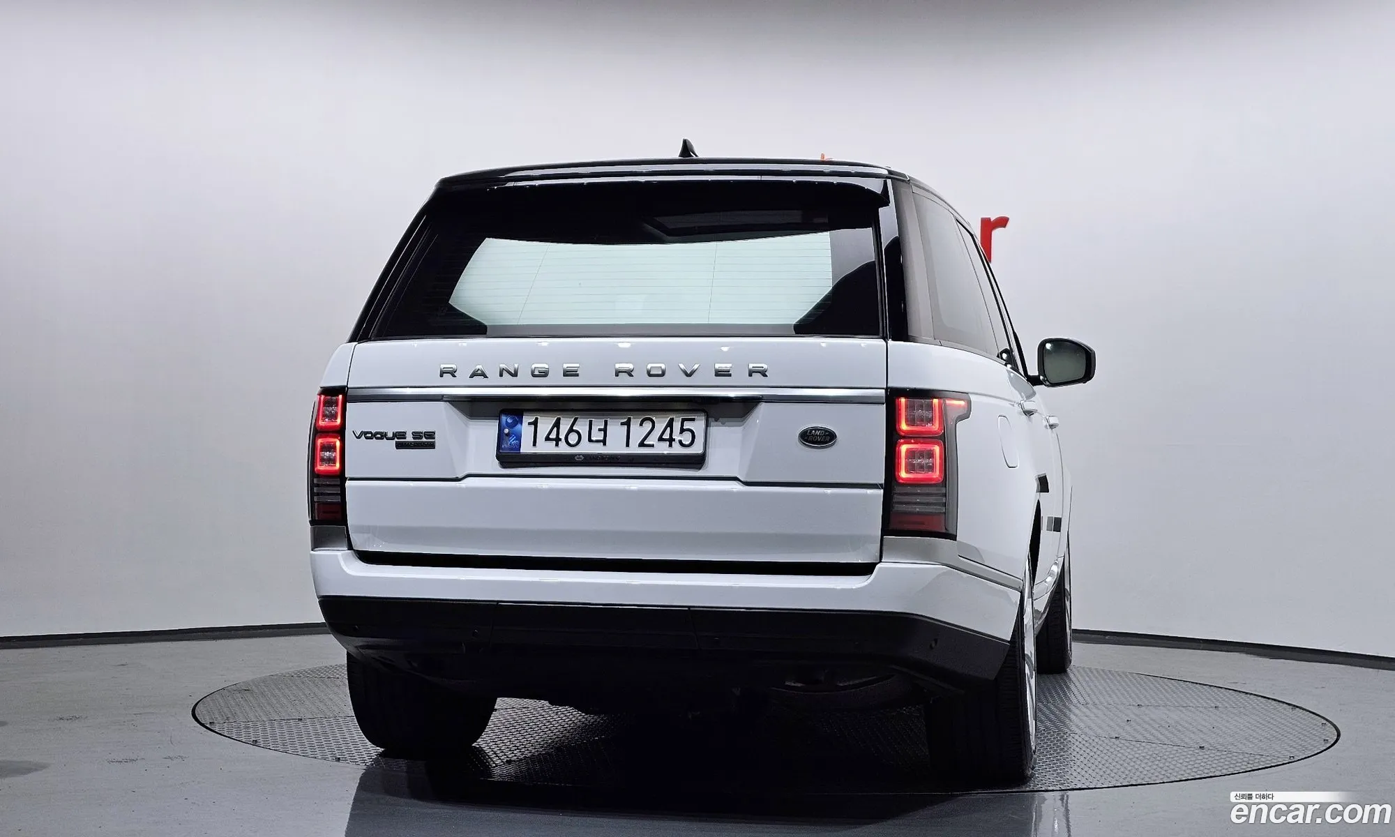 Land Rover Range Rover 2017 SALGA2FEXHA332911 — 8