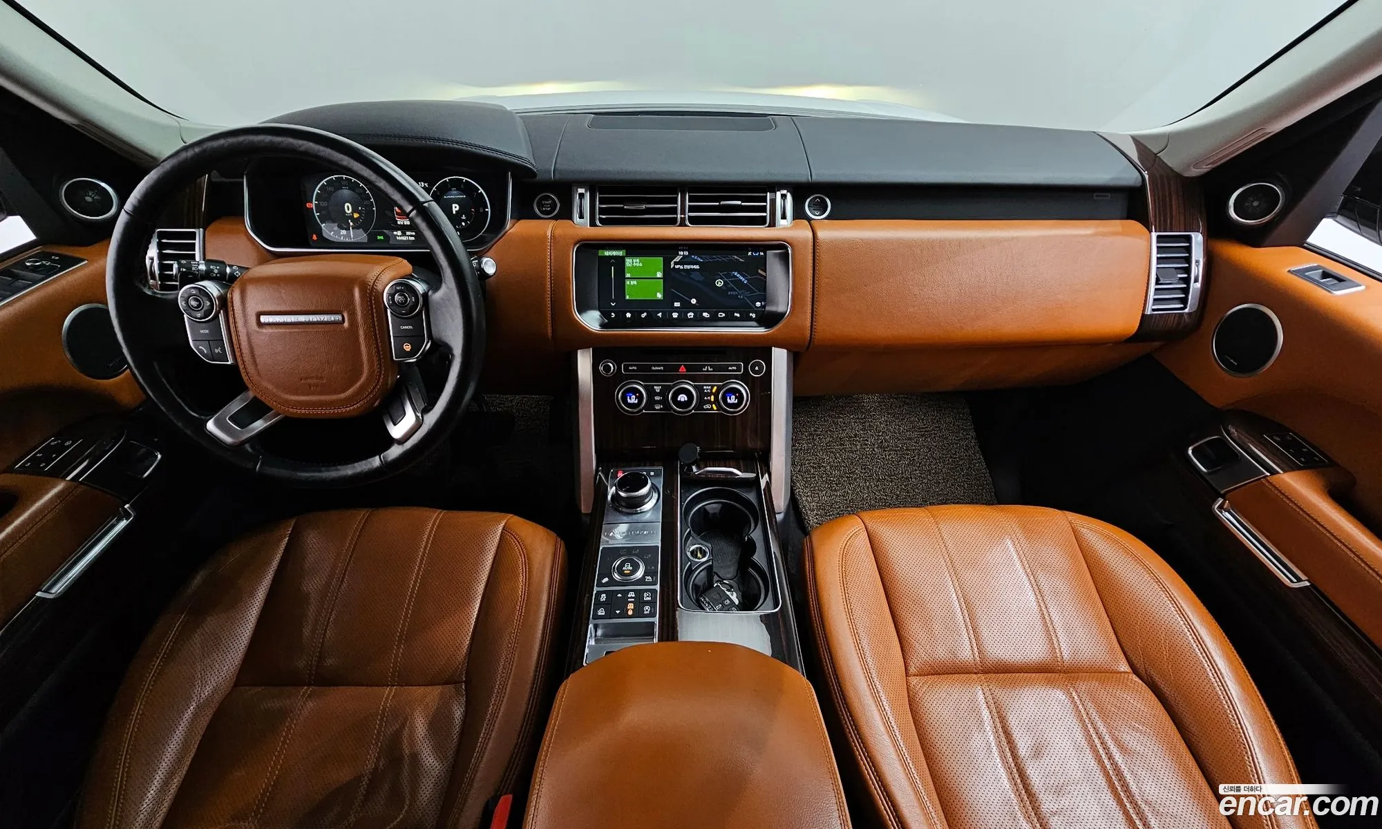 Land Rover Range Rover 2017 SALGA2FEXHA332911 — 5
