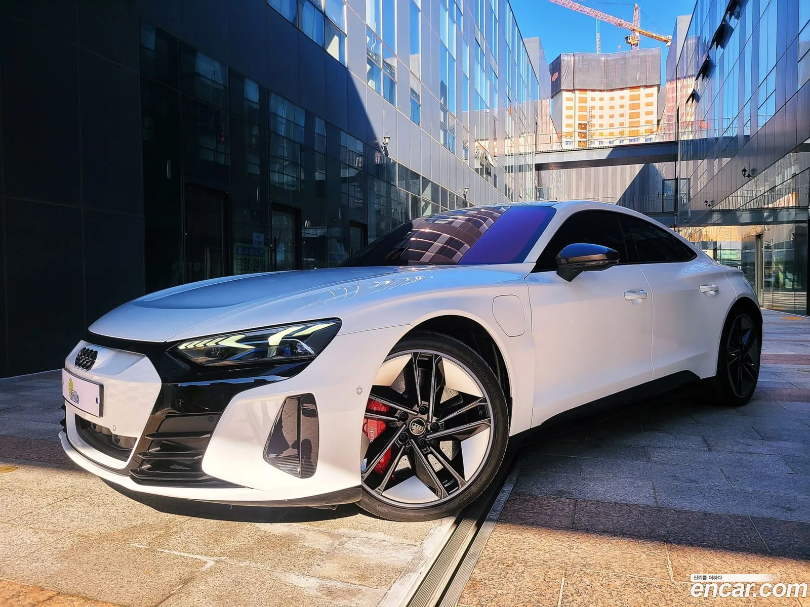 Audi RS e-tron GT 2023 — 10