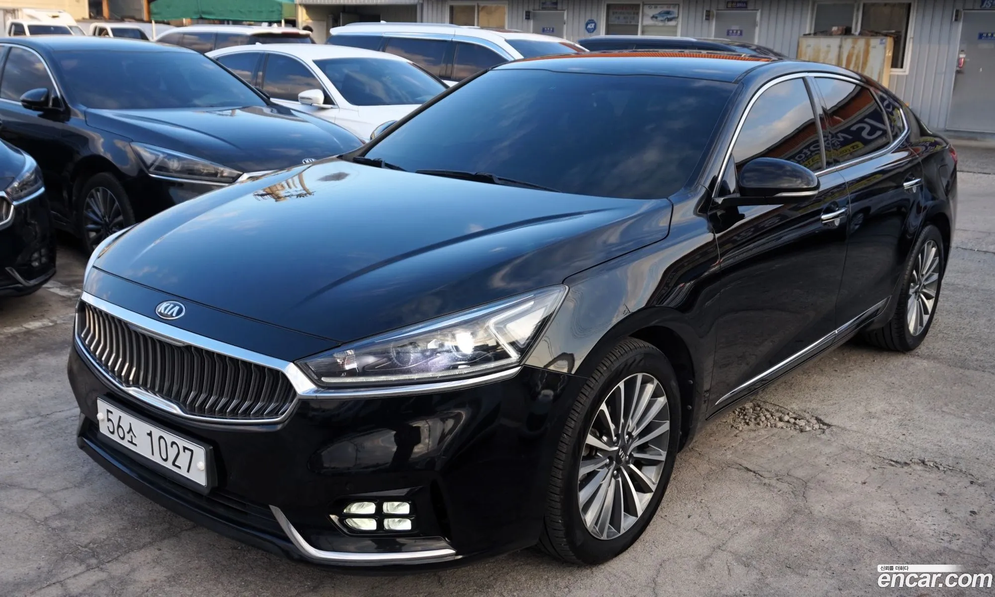Kia K7 2016 — 18