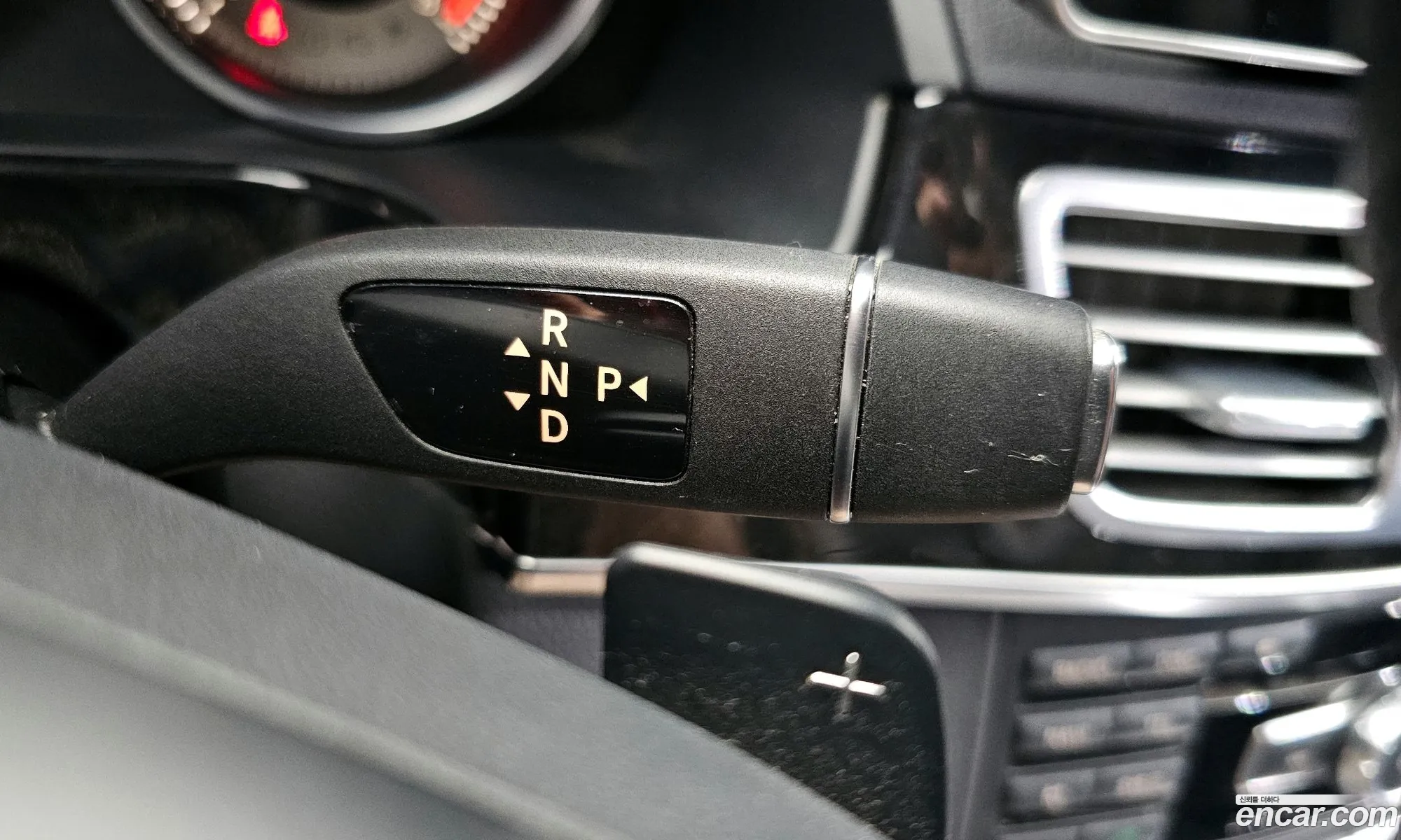 Mercedes-Benz E-Class W212 2014 WDDHF5FB4EA925086 — 2