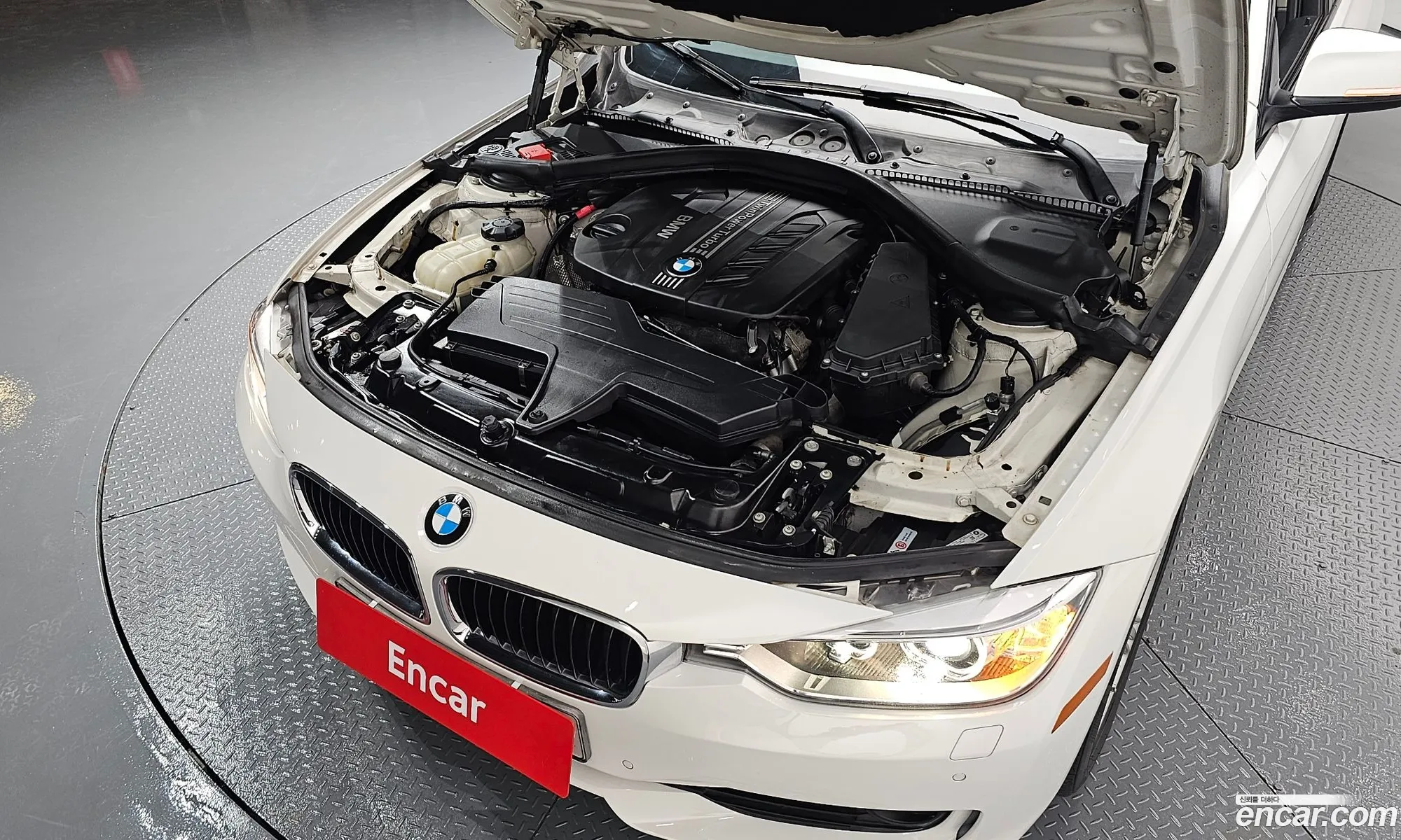 BMW 3 Series 2013 WBA3D3102DF250115 — 12