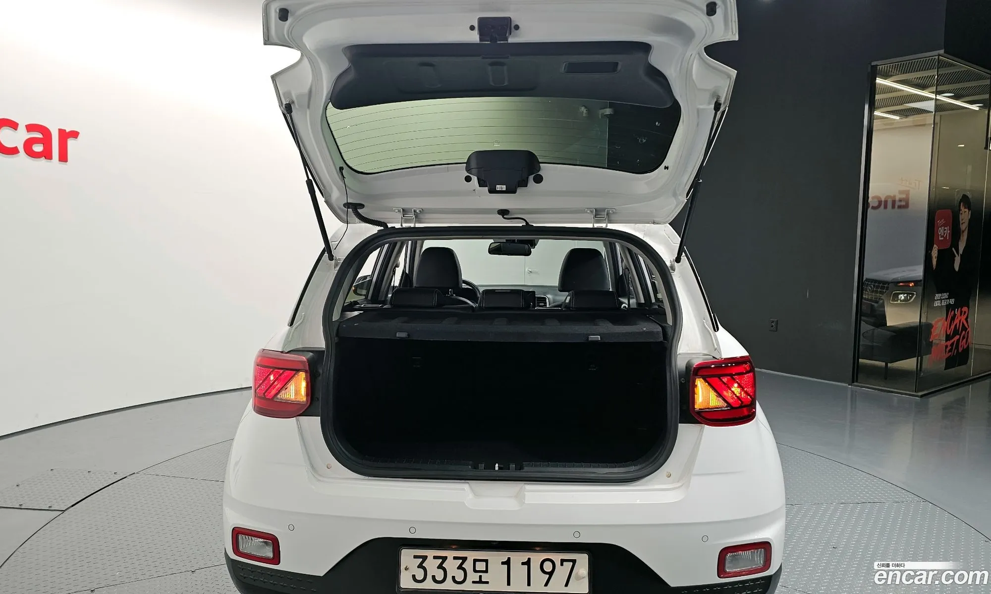 Hyundai Venue 2023 — 14