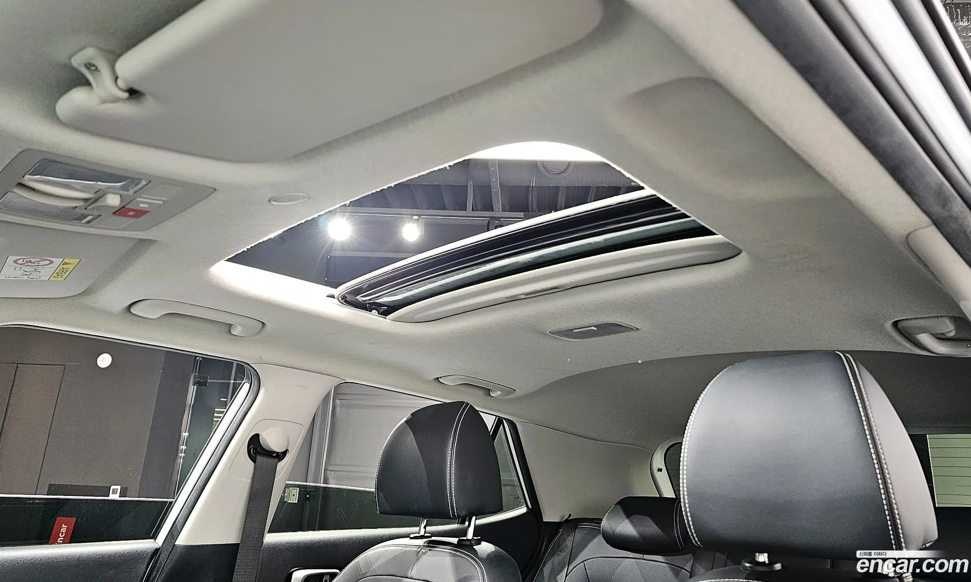Hyundai Venue 2023 — 11