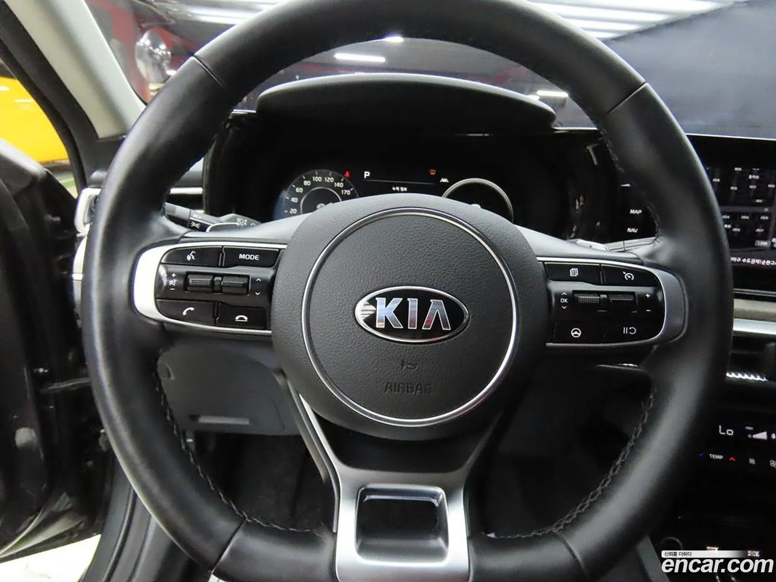Kia K5 2019 — 10