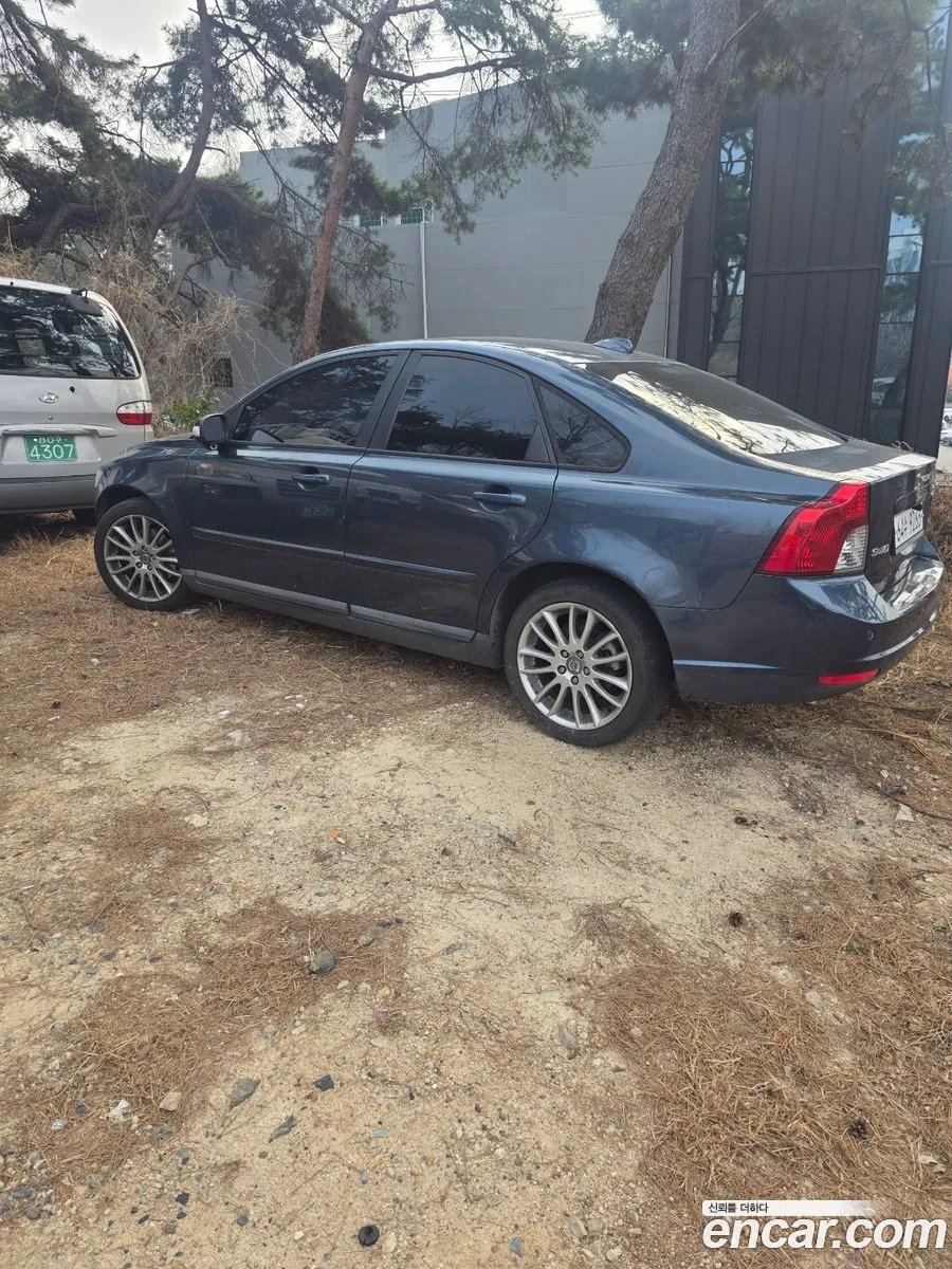 Volvo S40