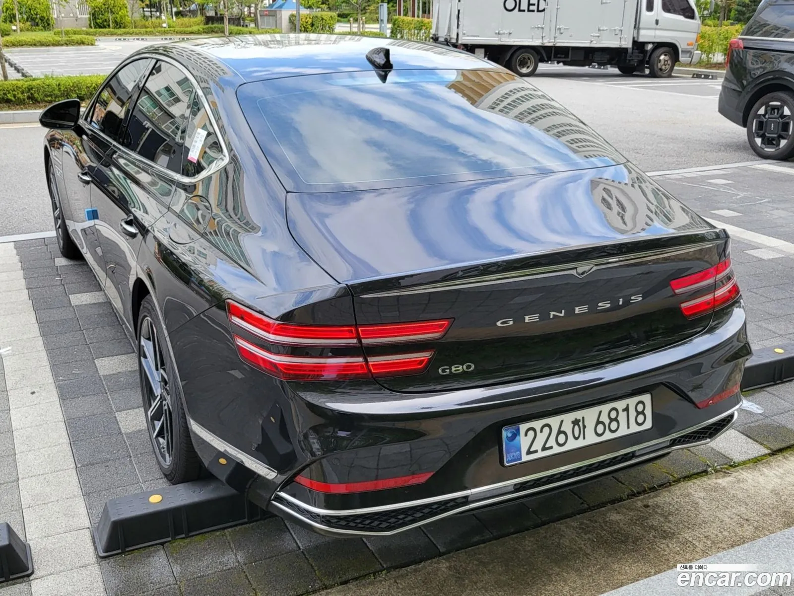 Genesis G80 2025 — 10
