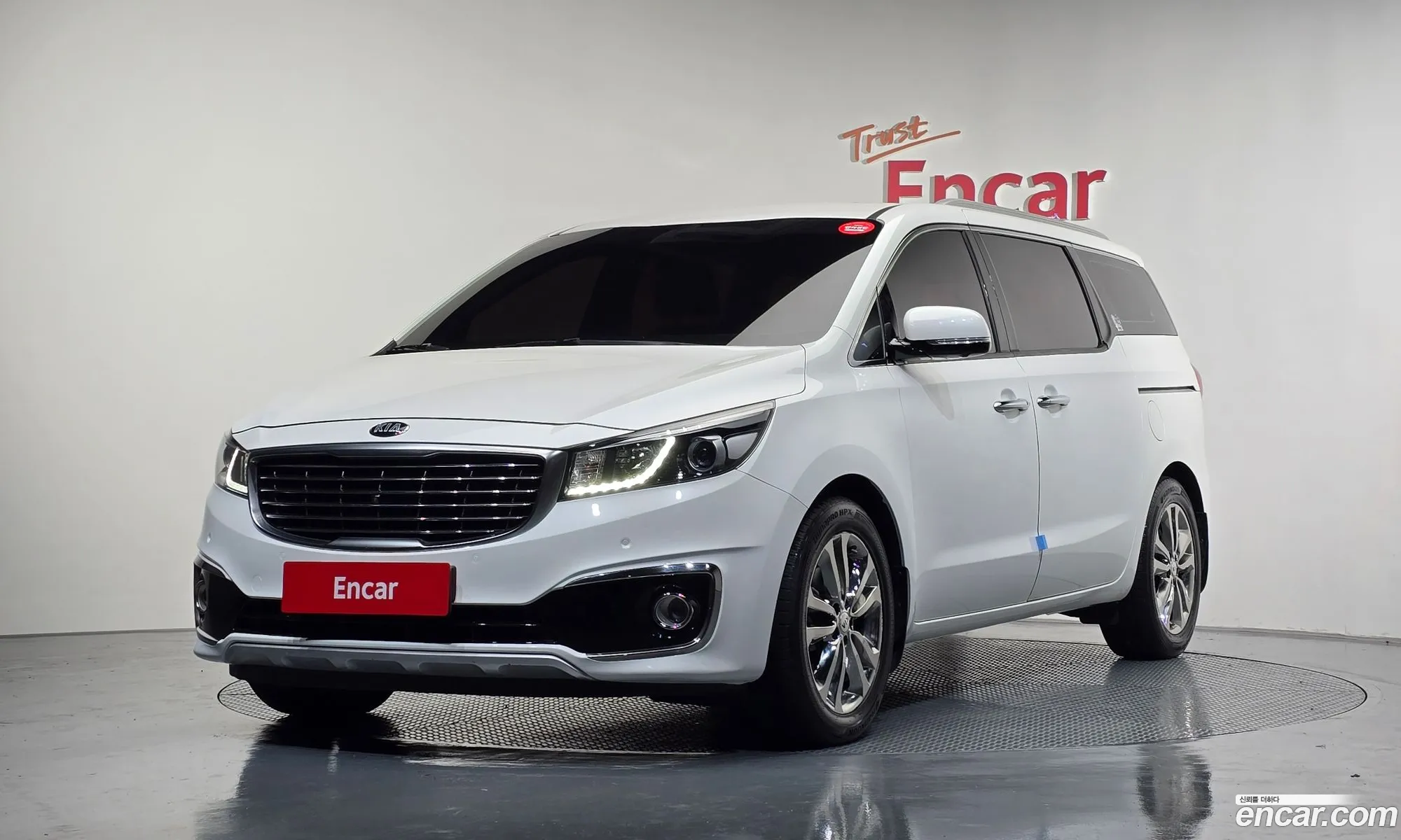 Kia Carnival 2017 — 8